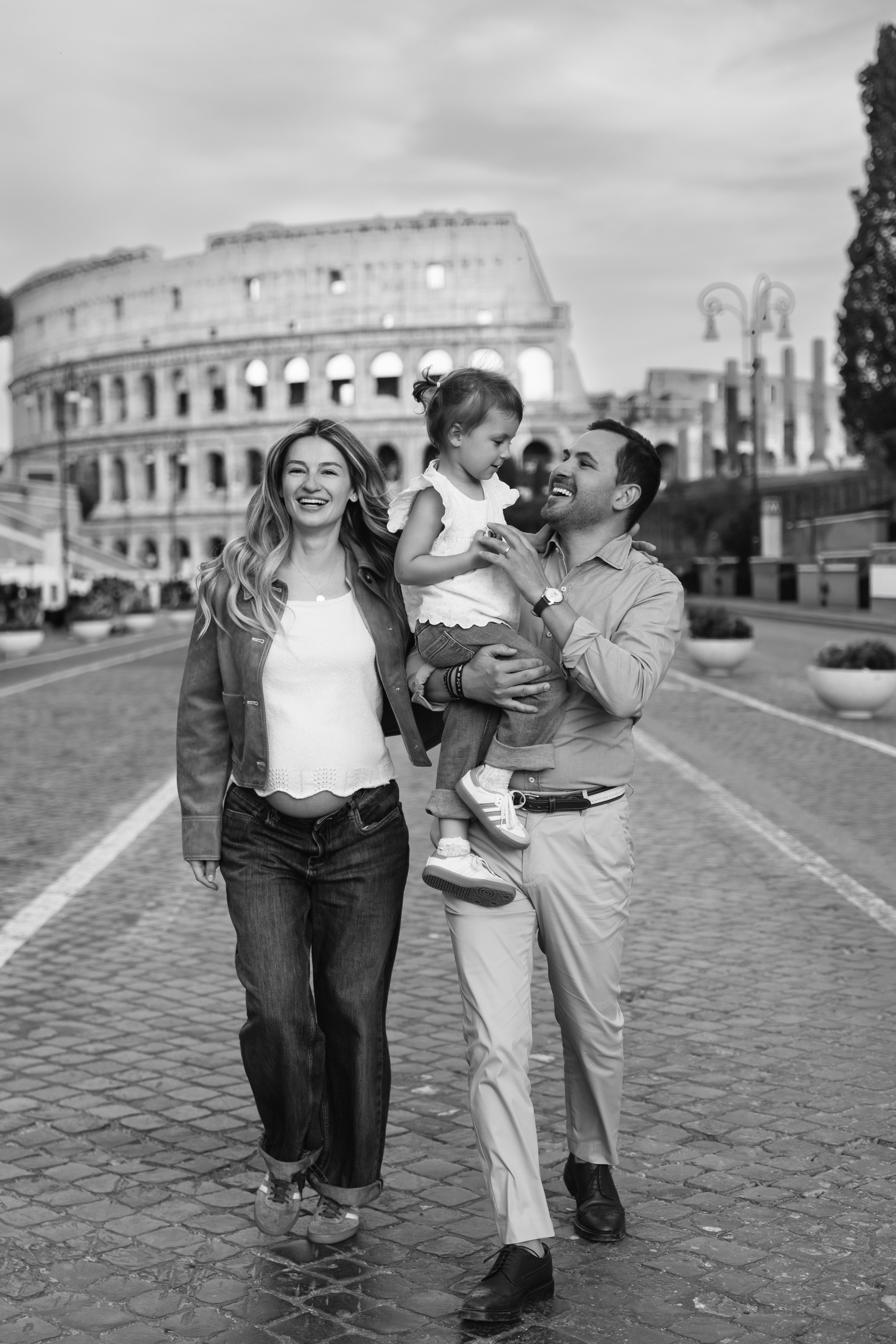 Famaly shooting in Rome. Wedding Photographer Rome Tuscany Como Sicily Puglia Amalfy Italy- Oksana Savenchuk