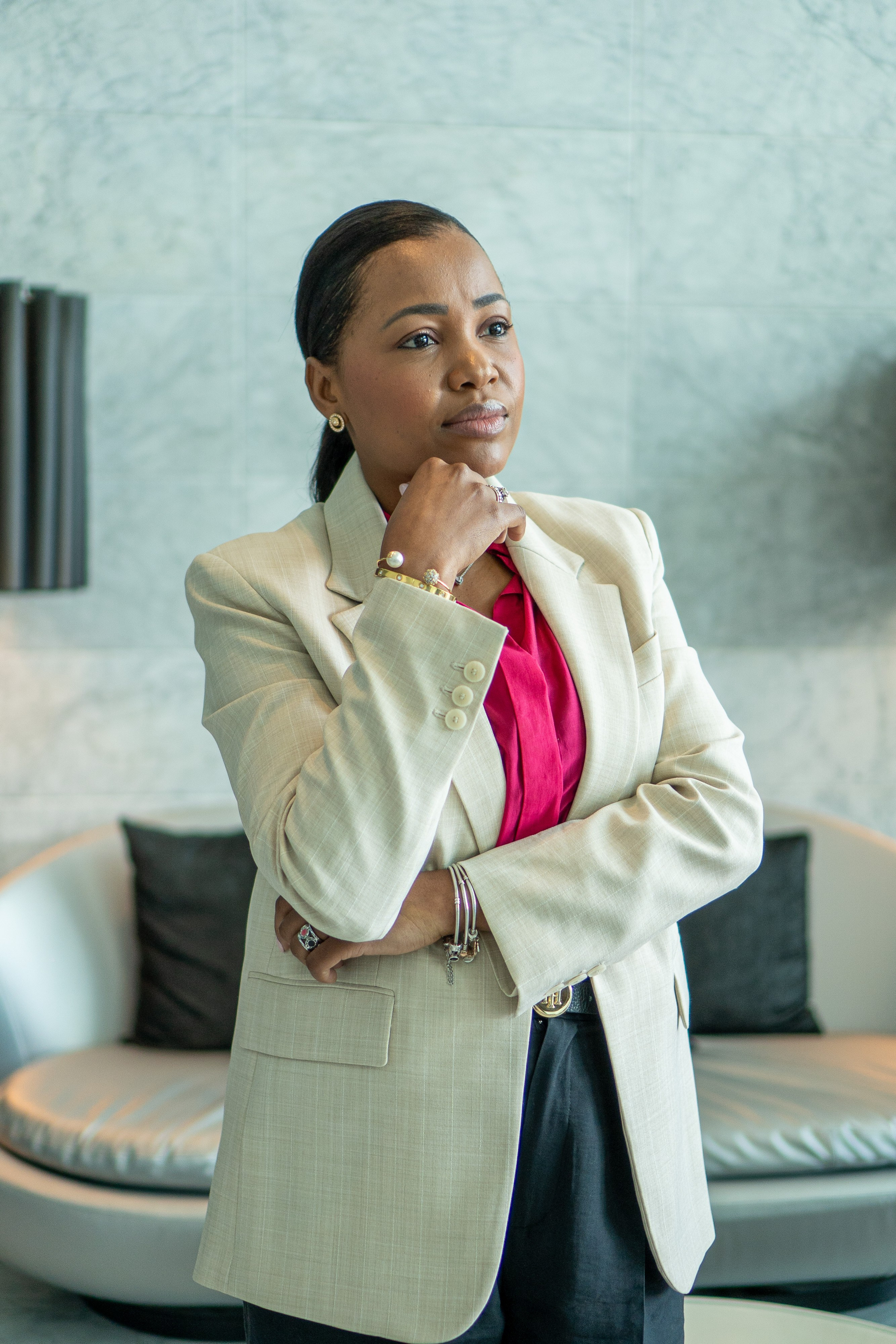 Raquel Ribeiro. Frames by Giovani Braga