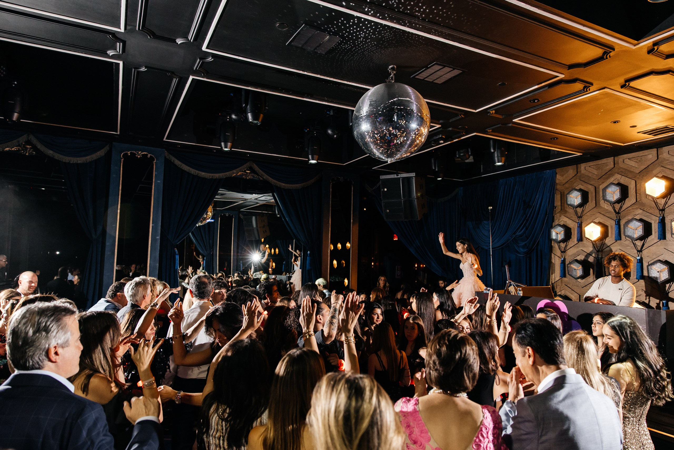 Mitzvah gallery 2. Photographer Andrei White