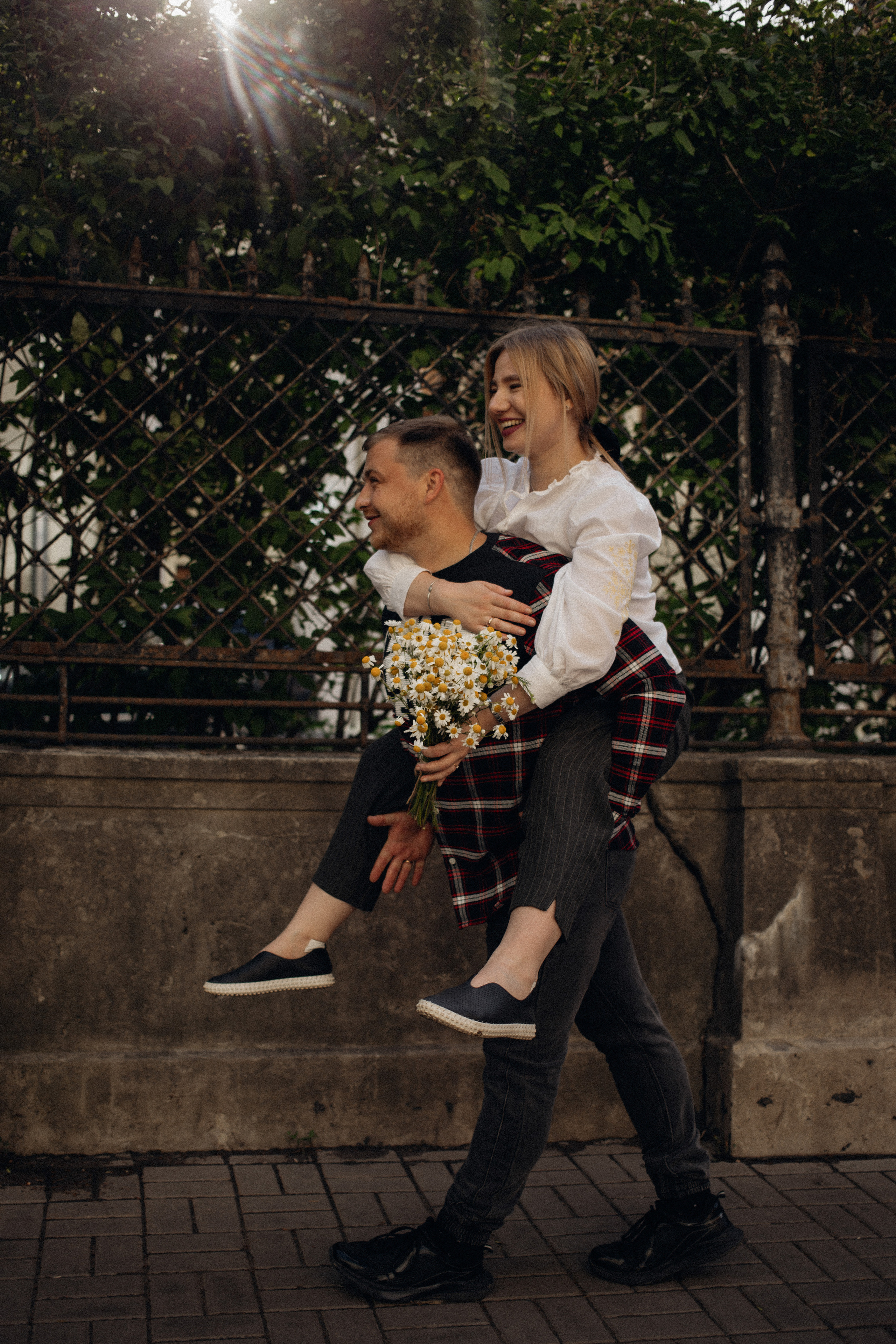 Екатерина и Сергей. Индивидуальный и love story фотограф в Алматы Шарычева Ирина