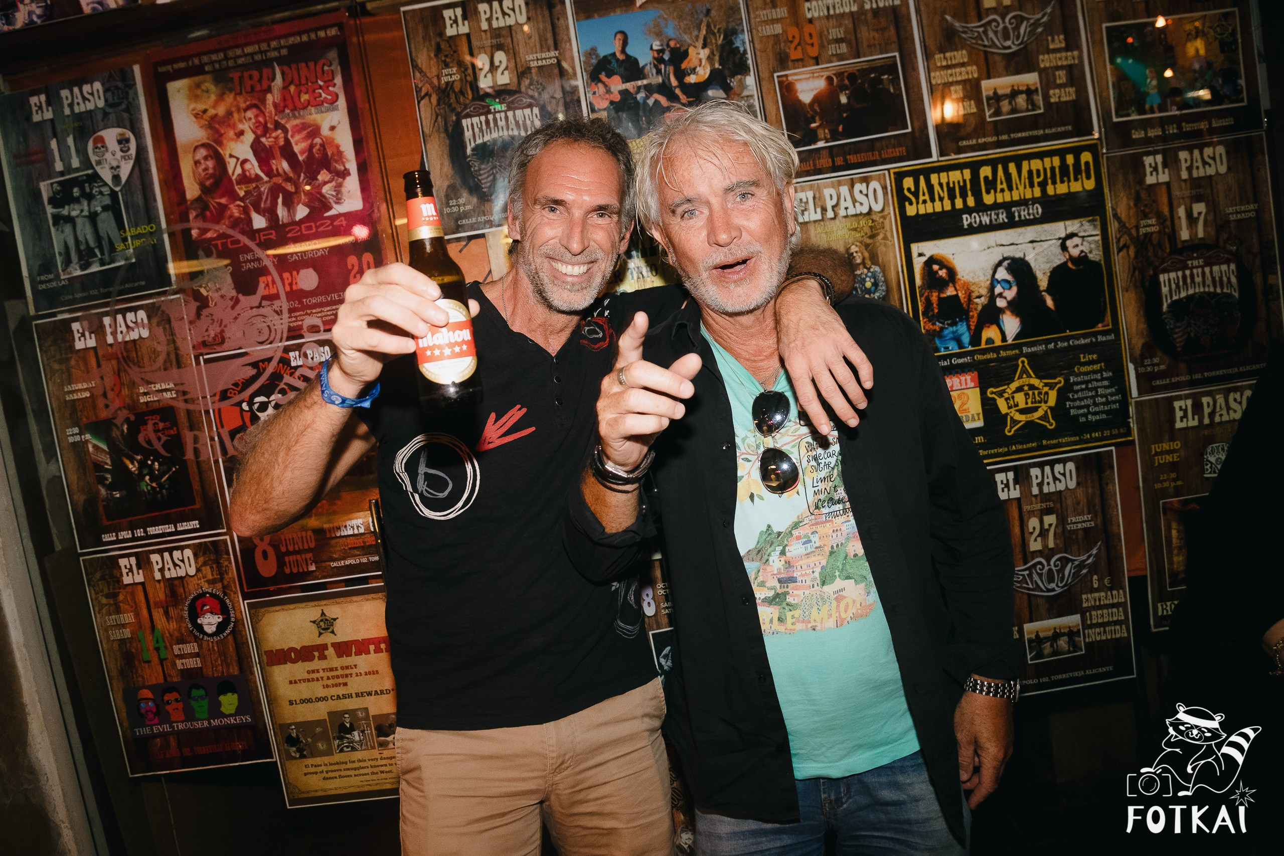 Фоторепортаж JAM Night в El Paso Bar, Torrevieja — живая музыка и атмосфера Коста-Бланки | FOTKAI