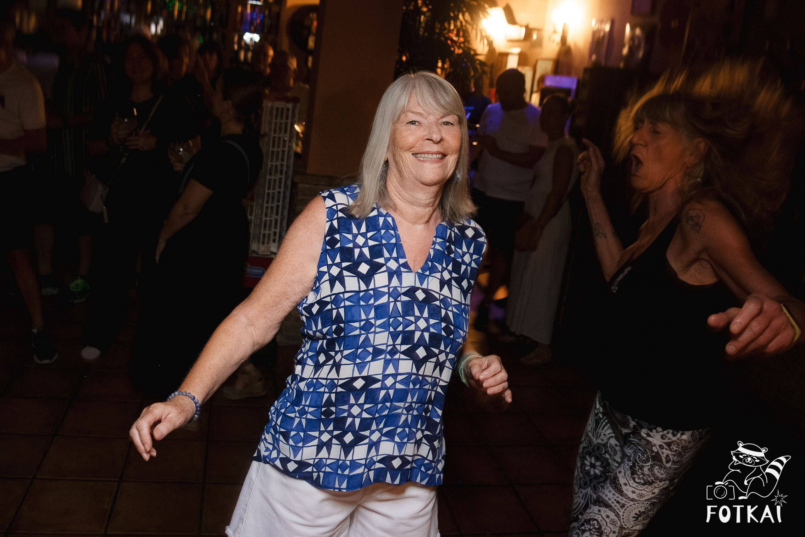 Stones of the Coast en Café Aljibe Rojales: Reportaje fotográfico 30.08.25 | FOTKAI