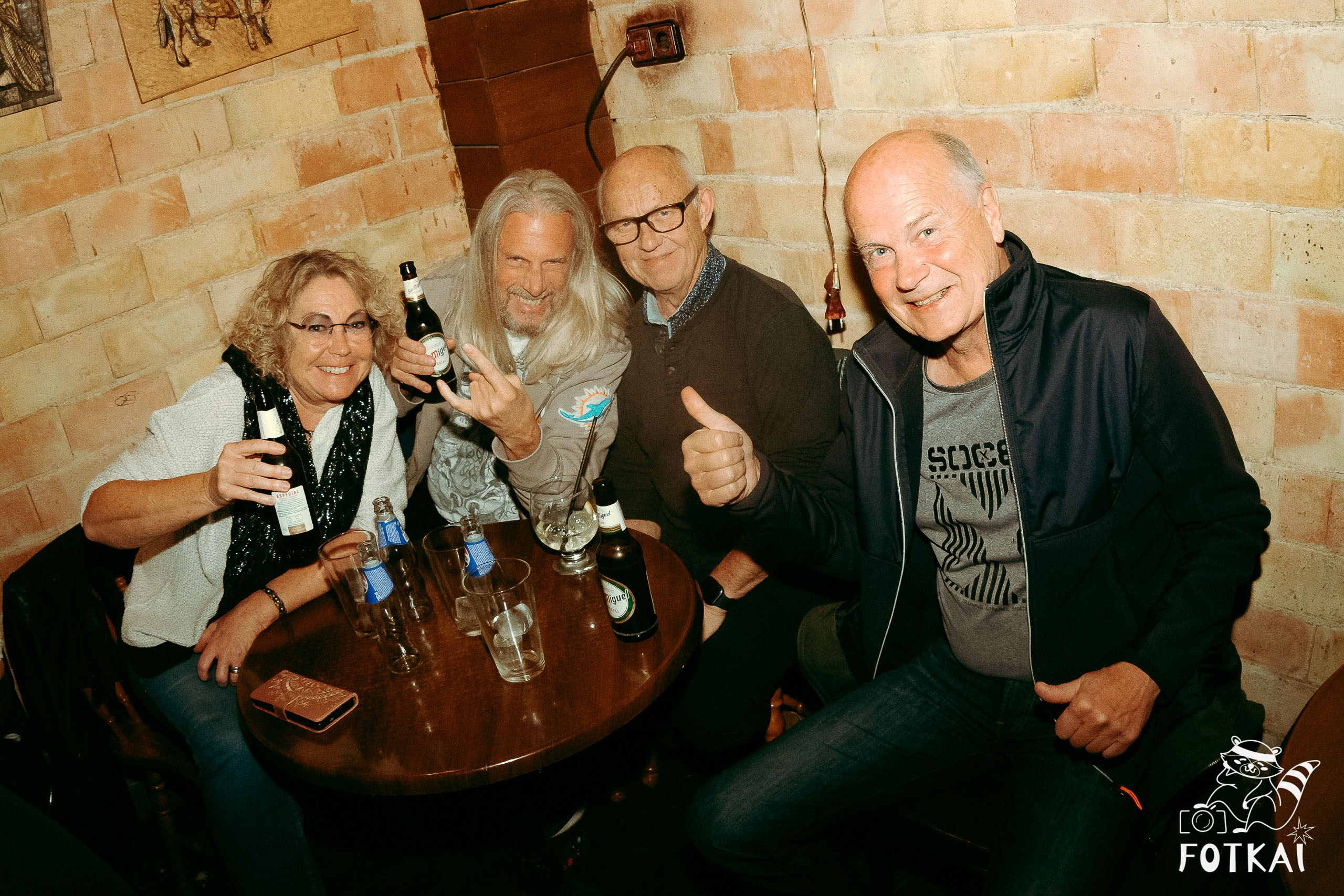 Dirty Picks en El Paso Bar Torrevieja: fotorreportaje punk y garage rock · 24 de enero | FOTKAI