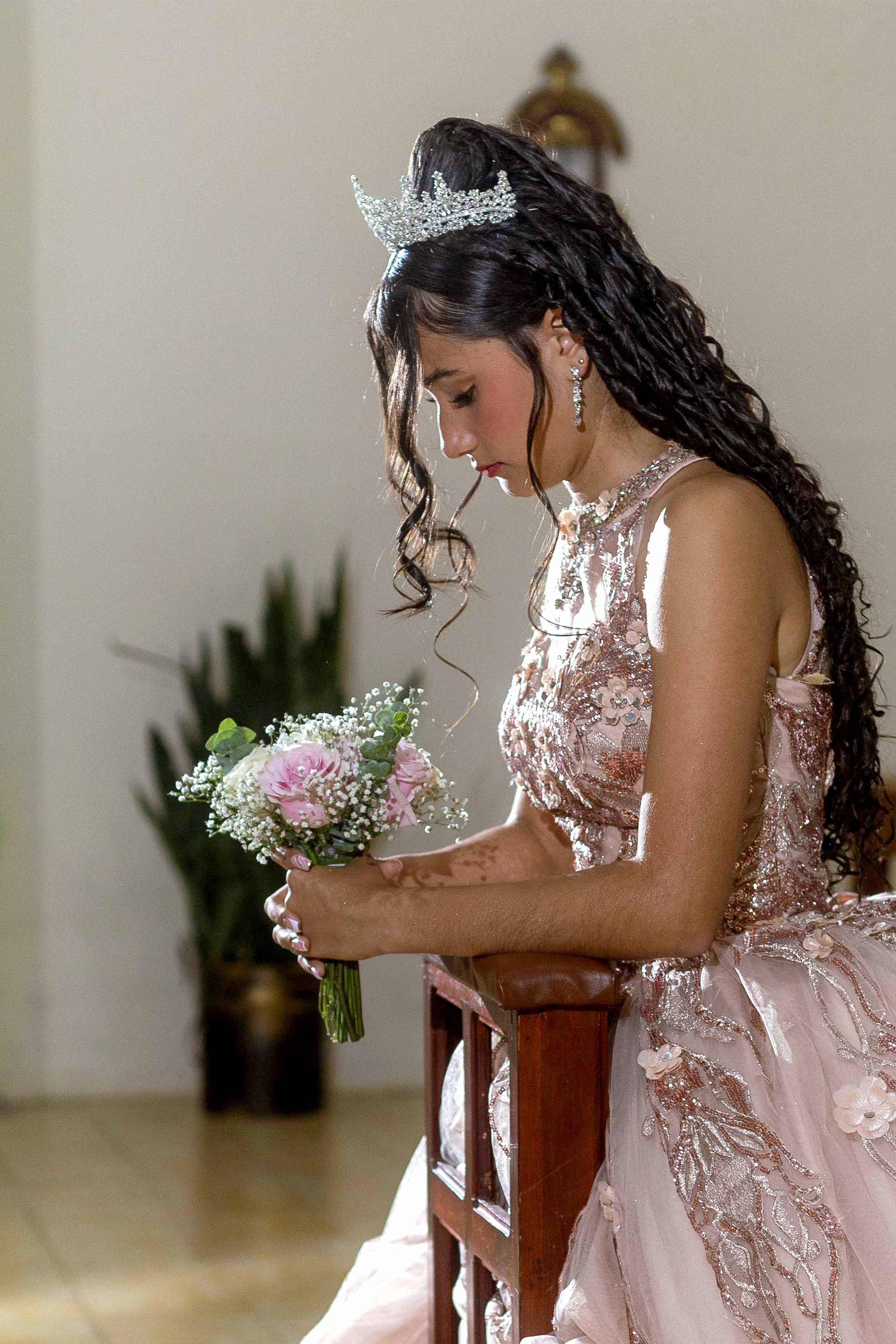 Fotógrafo para fiestas de 15 años pre 15 años álbum de fotos para 15 años fotografías de princesas las mejores fotos de 15 años. Fotografía profesional para su evento en Caldas por SERFOTOGRAFÍA