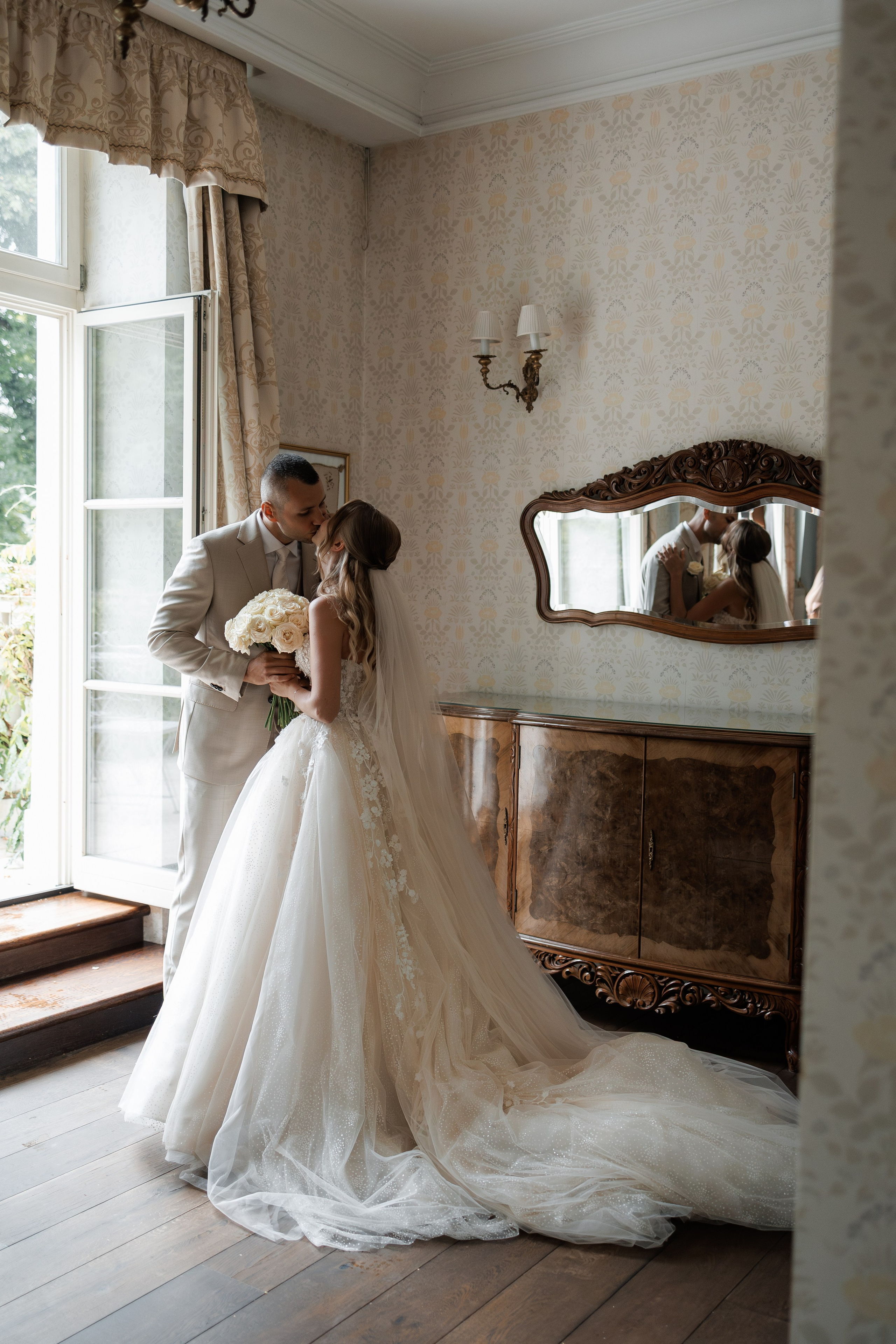 Kamila & Jorg. Dwor Sireakow. 26.07.2025. Fotograf ślubny i rodzinny w Krakowie Yana Klymova