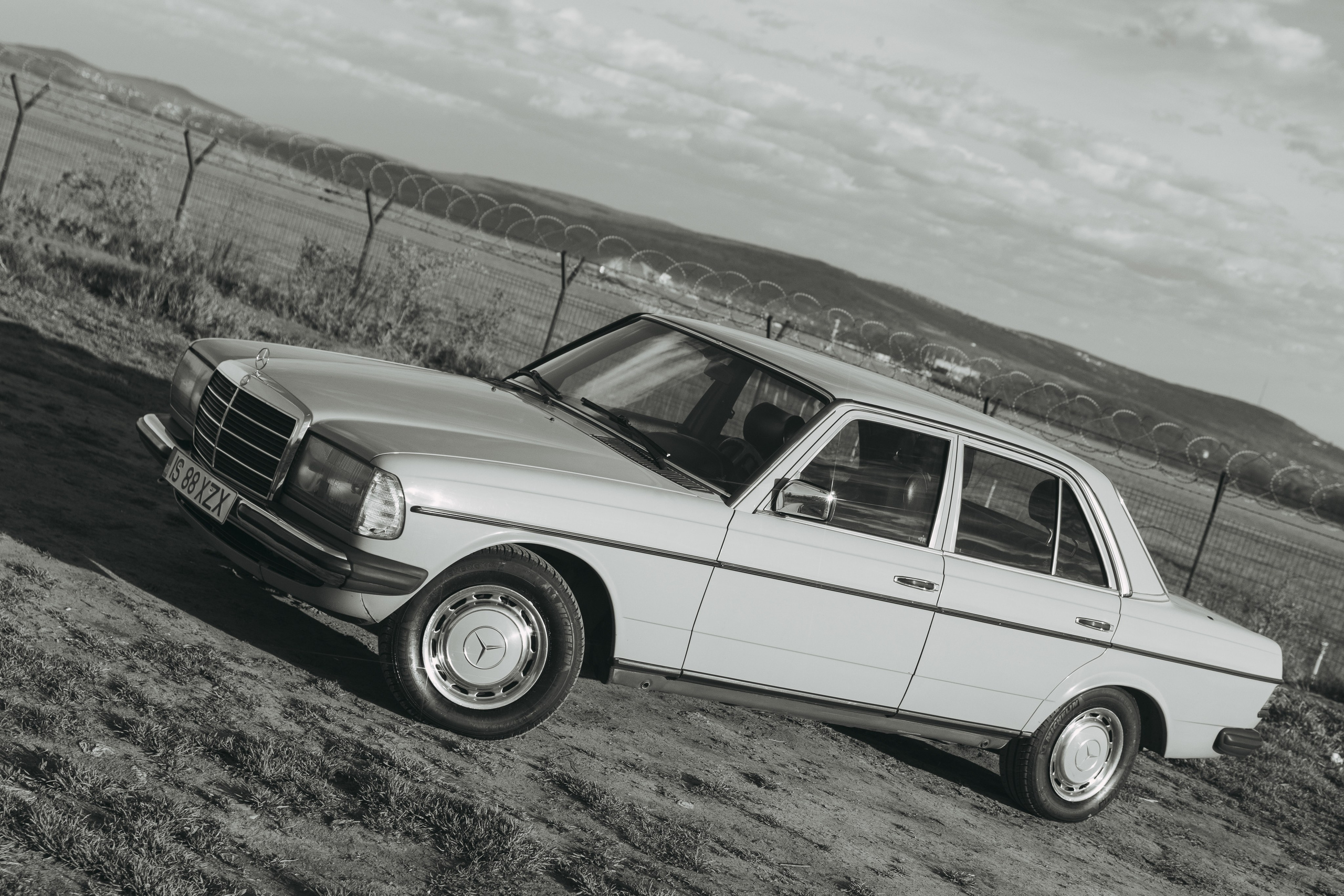Cars and roads. Fotograf Videograf Evenimente Iași - Storytelling, Business, Albume Absolvire