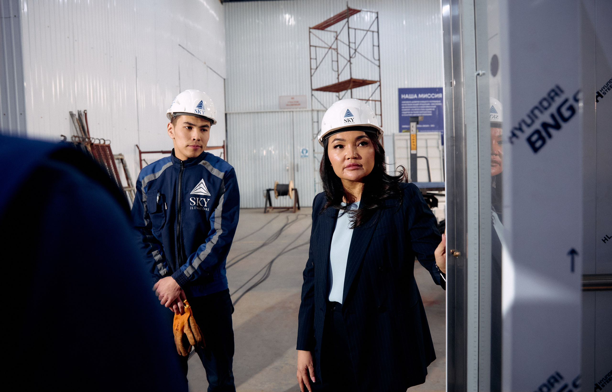 Рахат. Директор завода. Валерия Вартанова. Фотограф