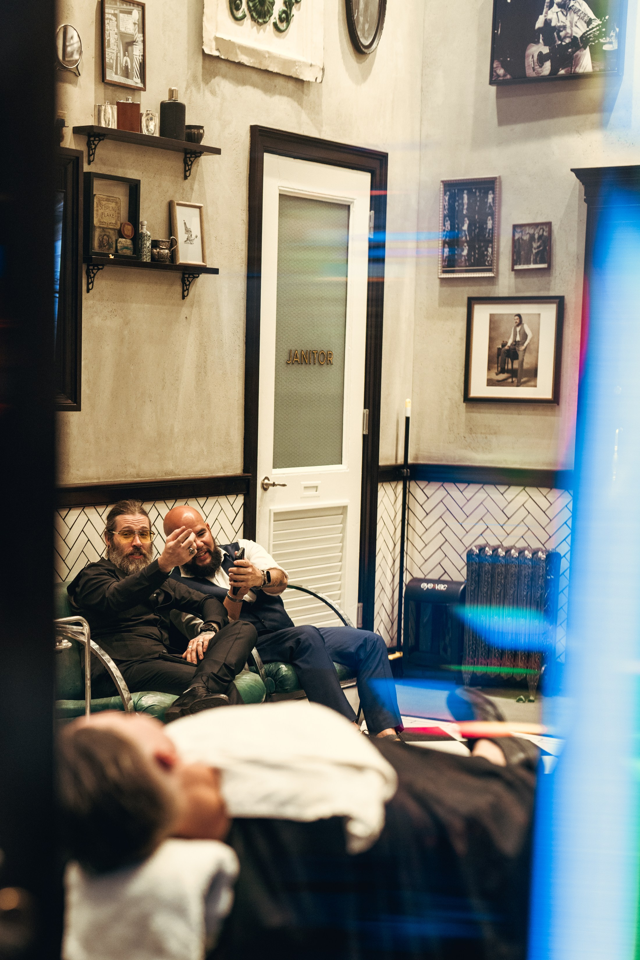 Christina’s bachelor party. Wedding & elopement photographer Viktoriya Kravtsov. Las Vegas