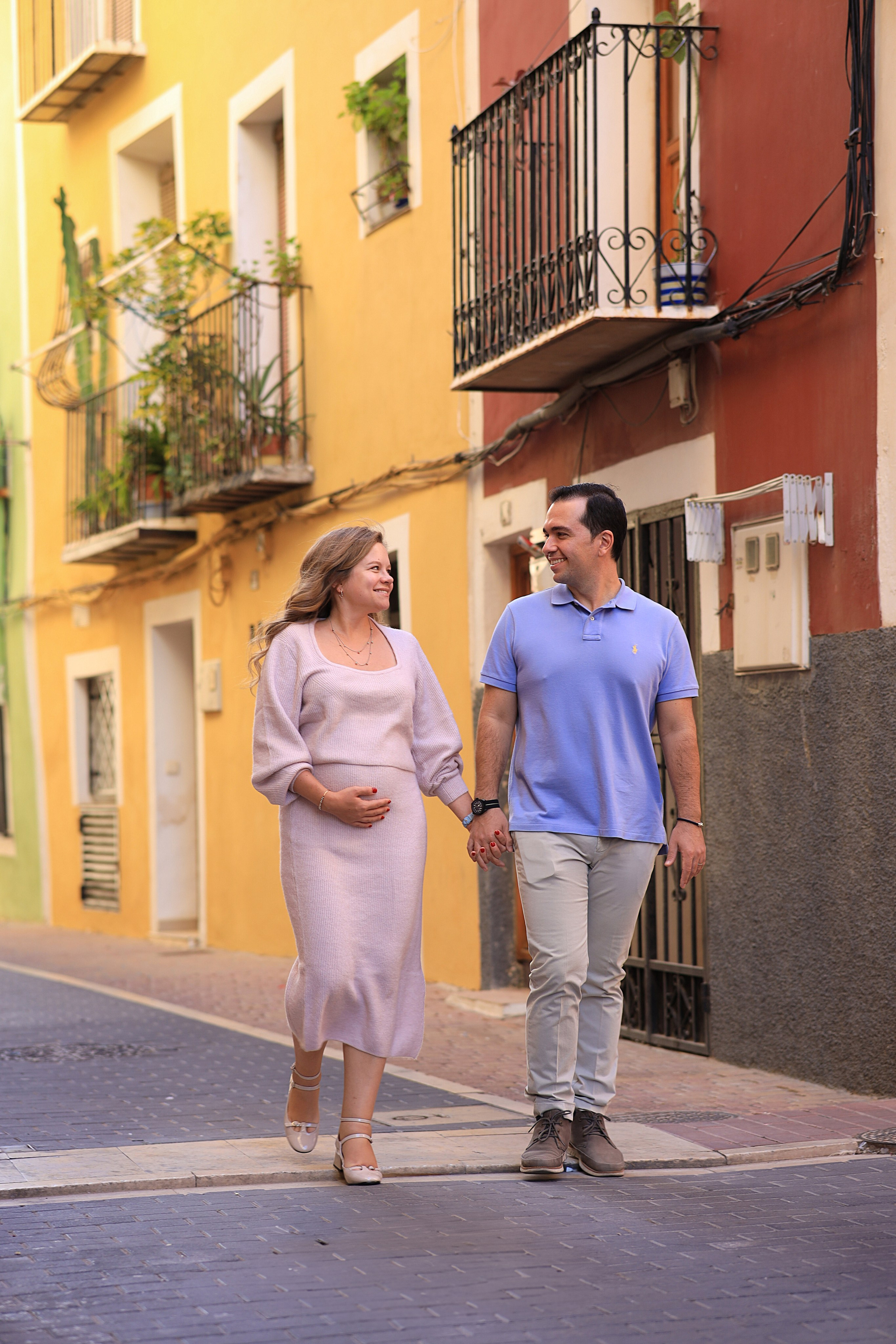 Maternity photoshoot. Wedding and family photographer in Altea, Valencia, Alicante, Benidorm