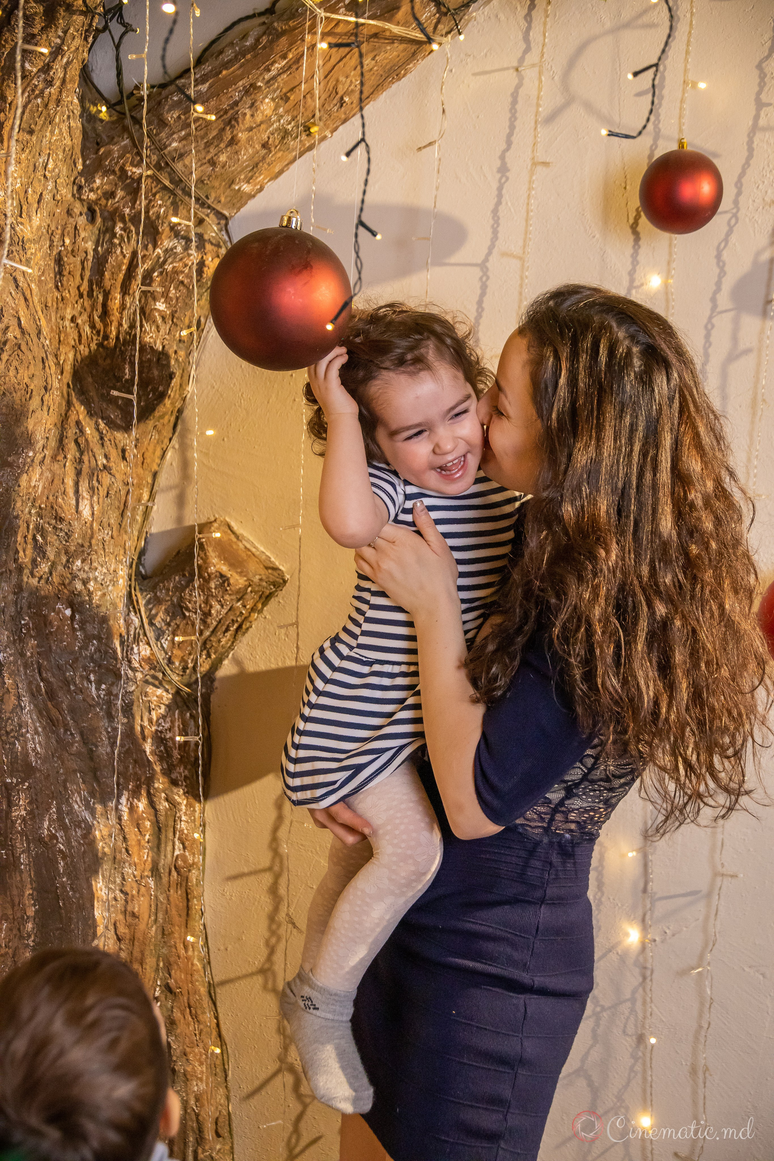 Sedinta foto de Revelion. ✔️ Фото Видео на свадьбы и крестины Молдова — Cinematic.md