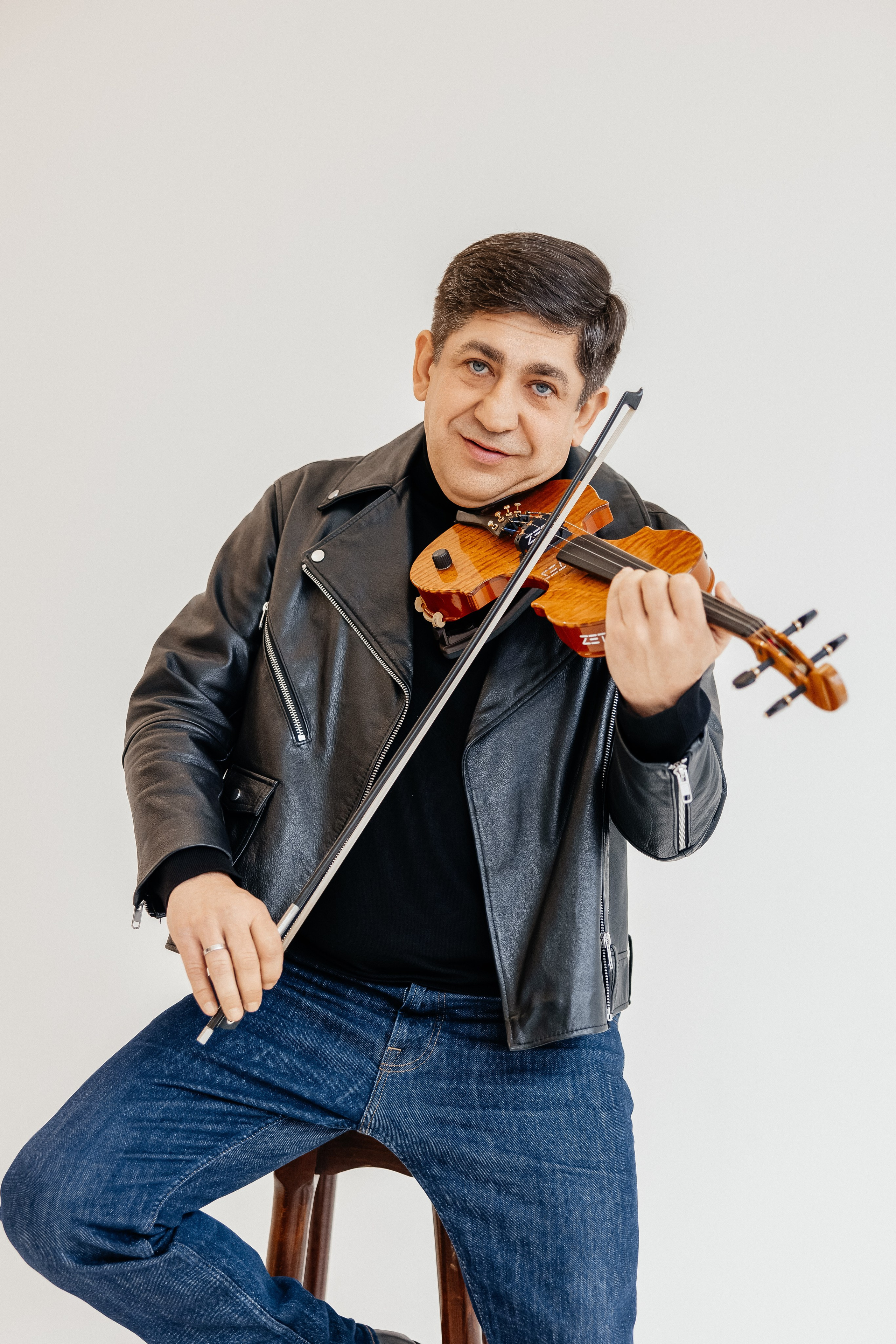 Corneliu & Angela Botgros. Furduidumitru.com