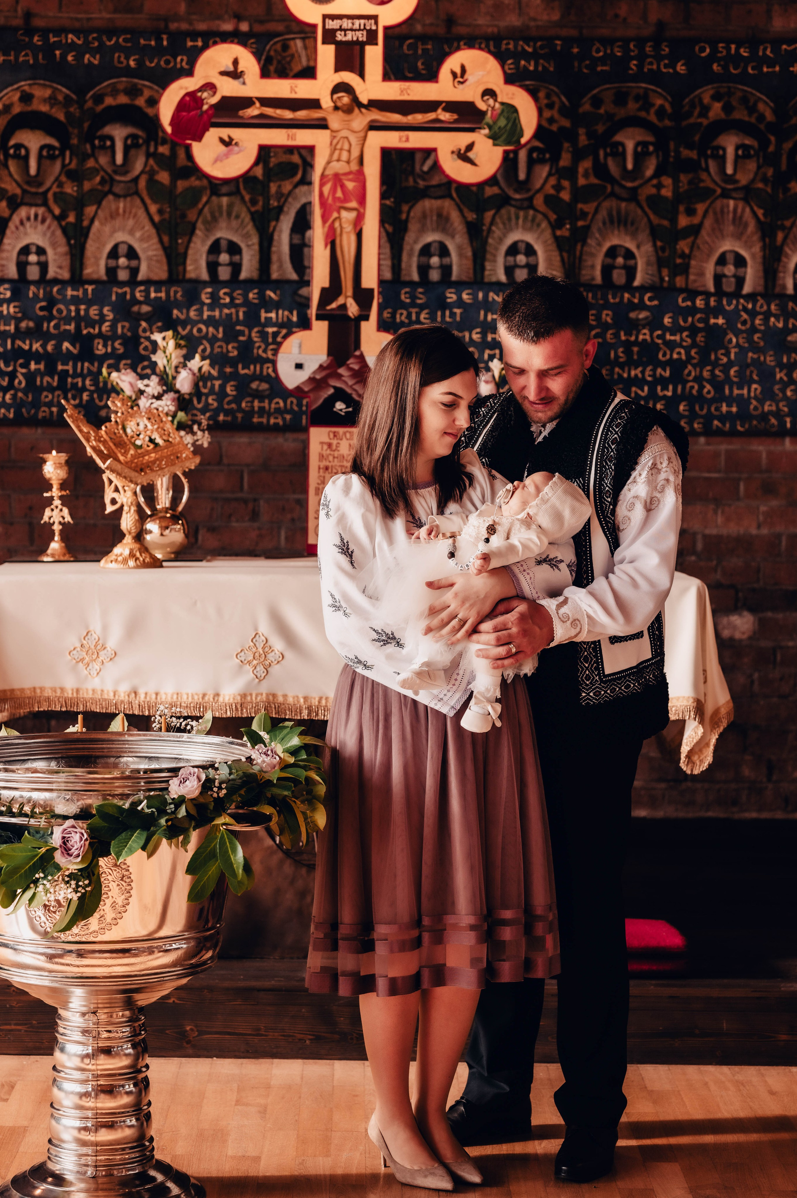 **Taufe von Isabella - Eine Sanfte Erinnerung für die Familie**. Authentische, emotionale, zeitlose Hochzeitsfotografie aus Albstadt