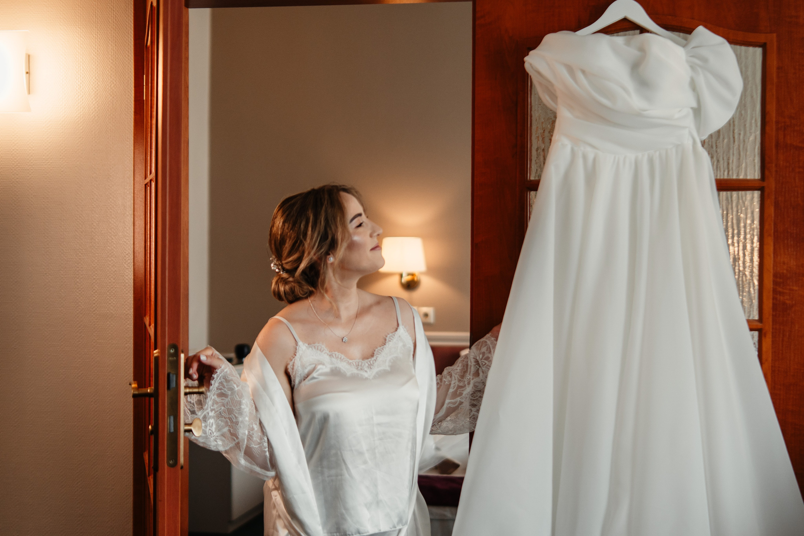 Alexandra + Andrei / Iasi. Foto-Video Nunta Iasi, Suceava, Bucuresti / Disponibilitate 2025 — 2026 — 2027