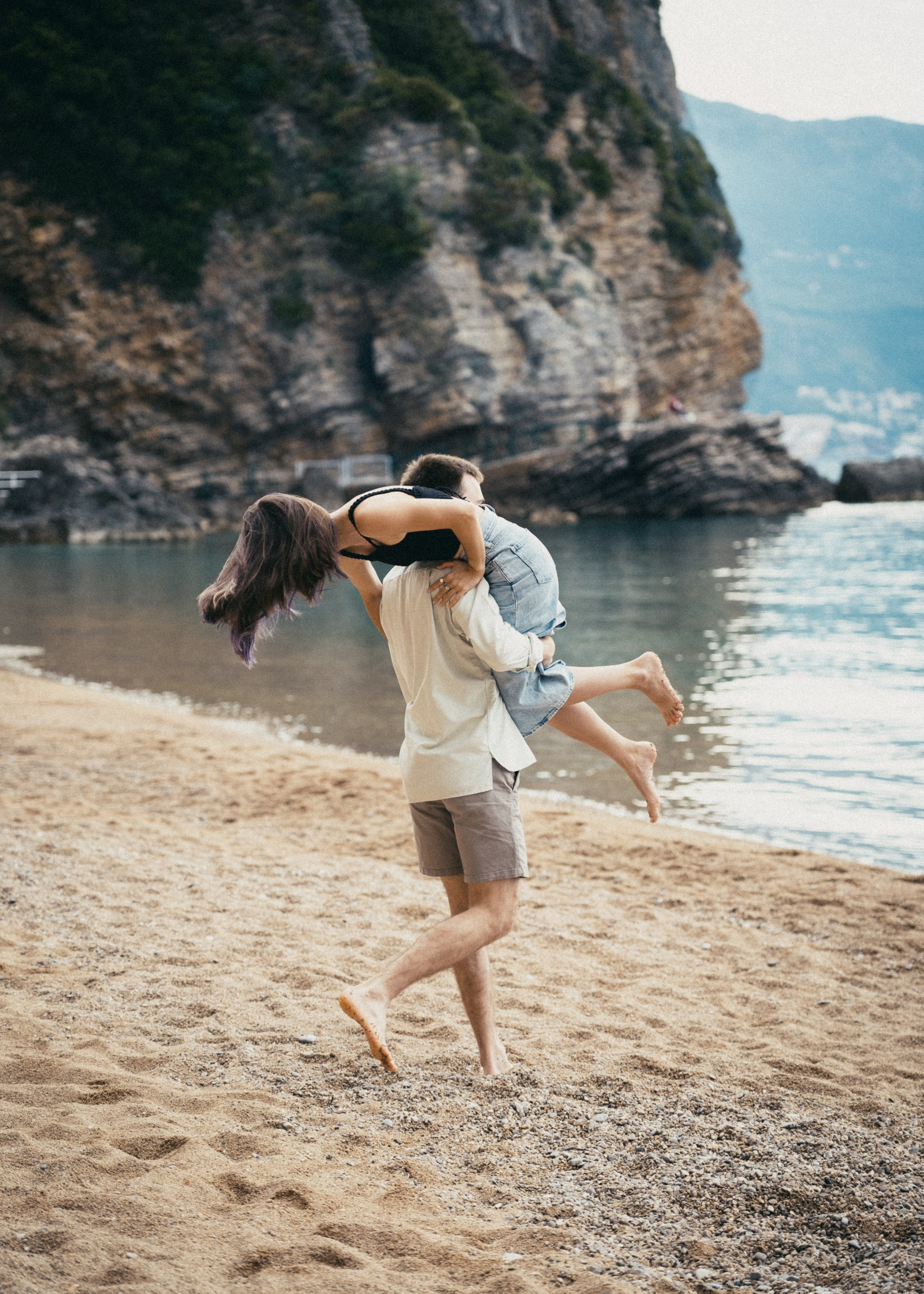 Let’s fall in love. Anastasiia Shibaeva | Photographer in Montenegro, Thailand & Worldwide