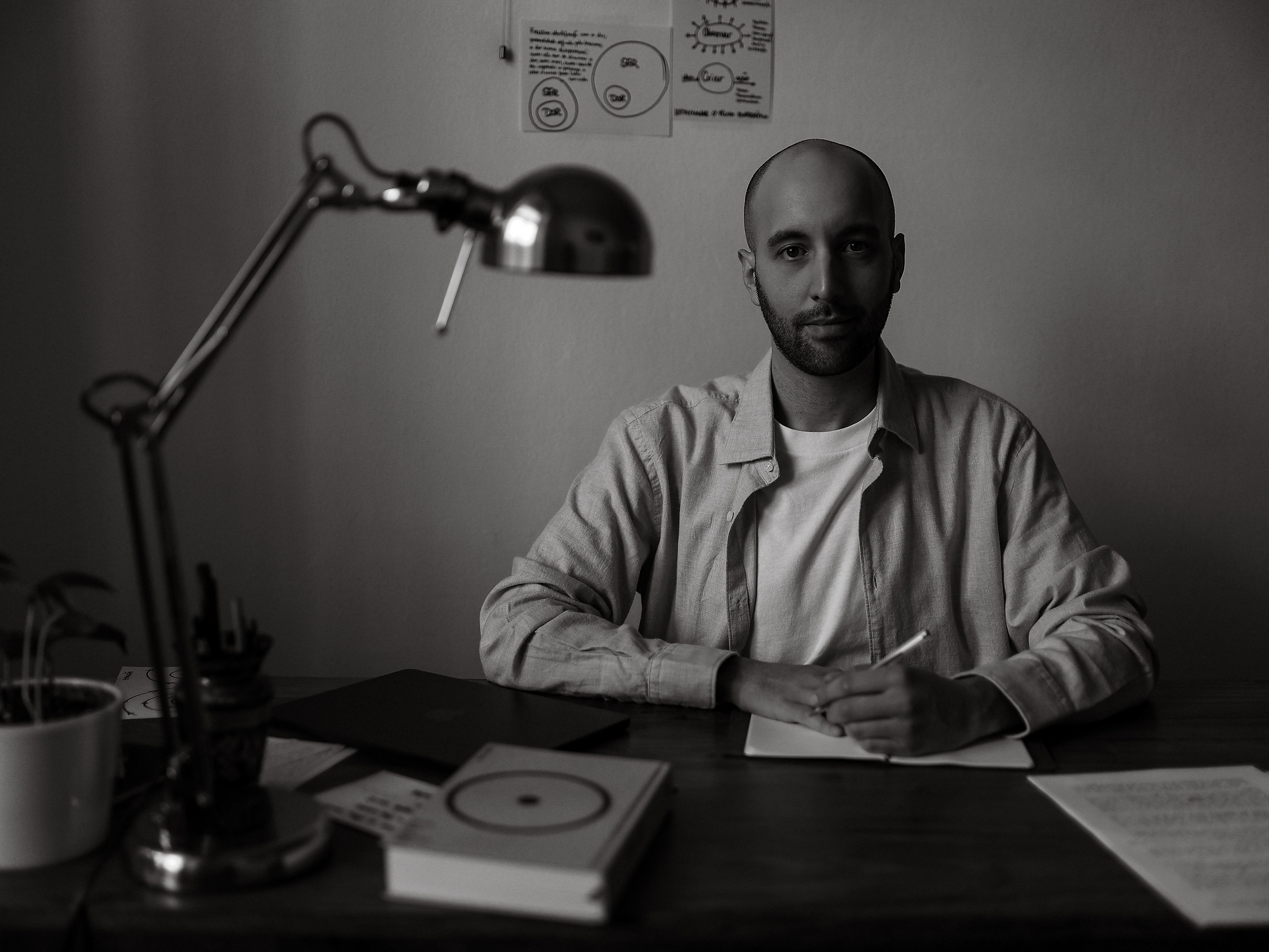 Schriftsteller. Family, Children and Portrait Photography in Austria