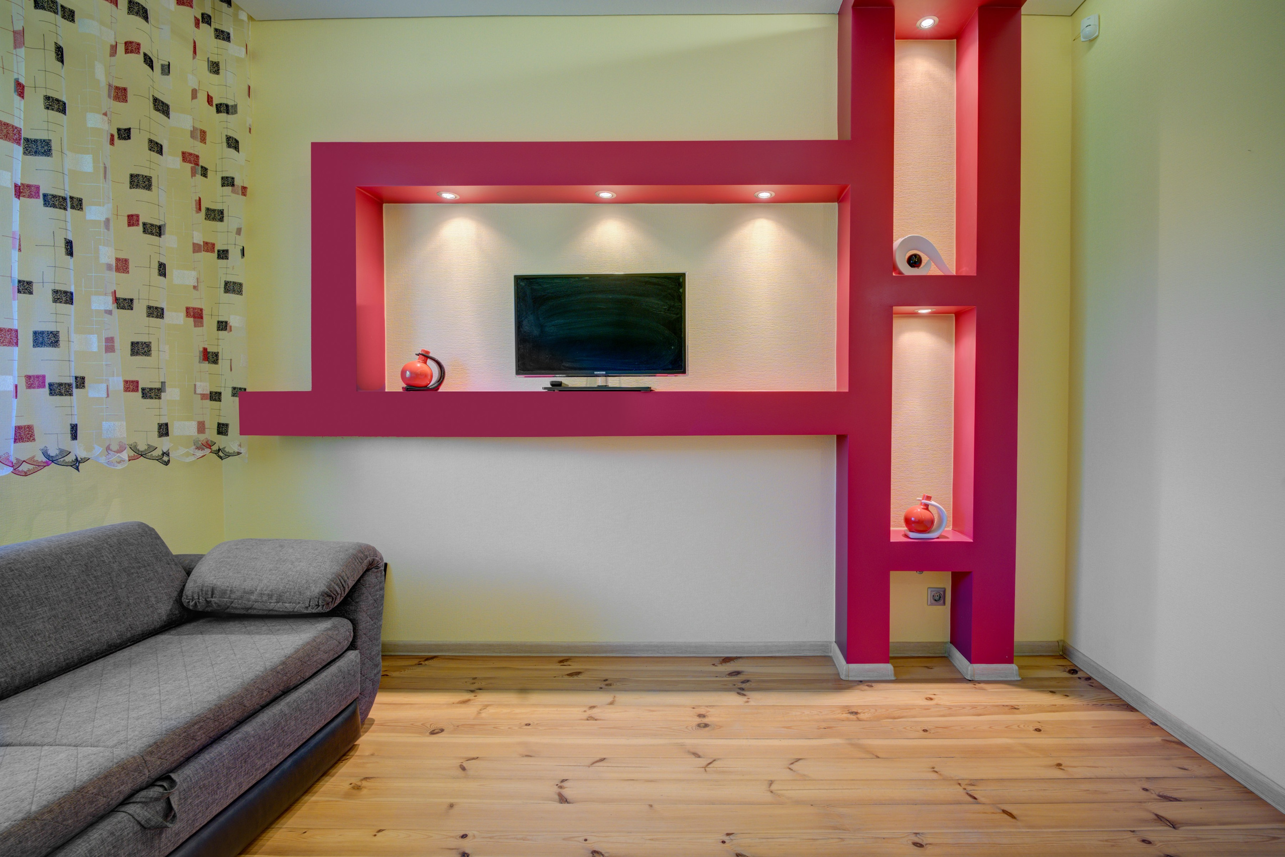 Žudiškių k. Ežero g. 70, Rešes sen. Elina Sapiega fotografė Vilniuje