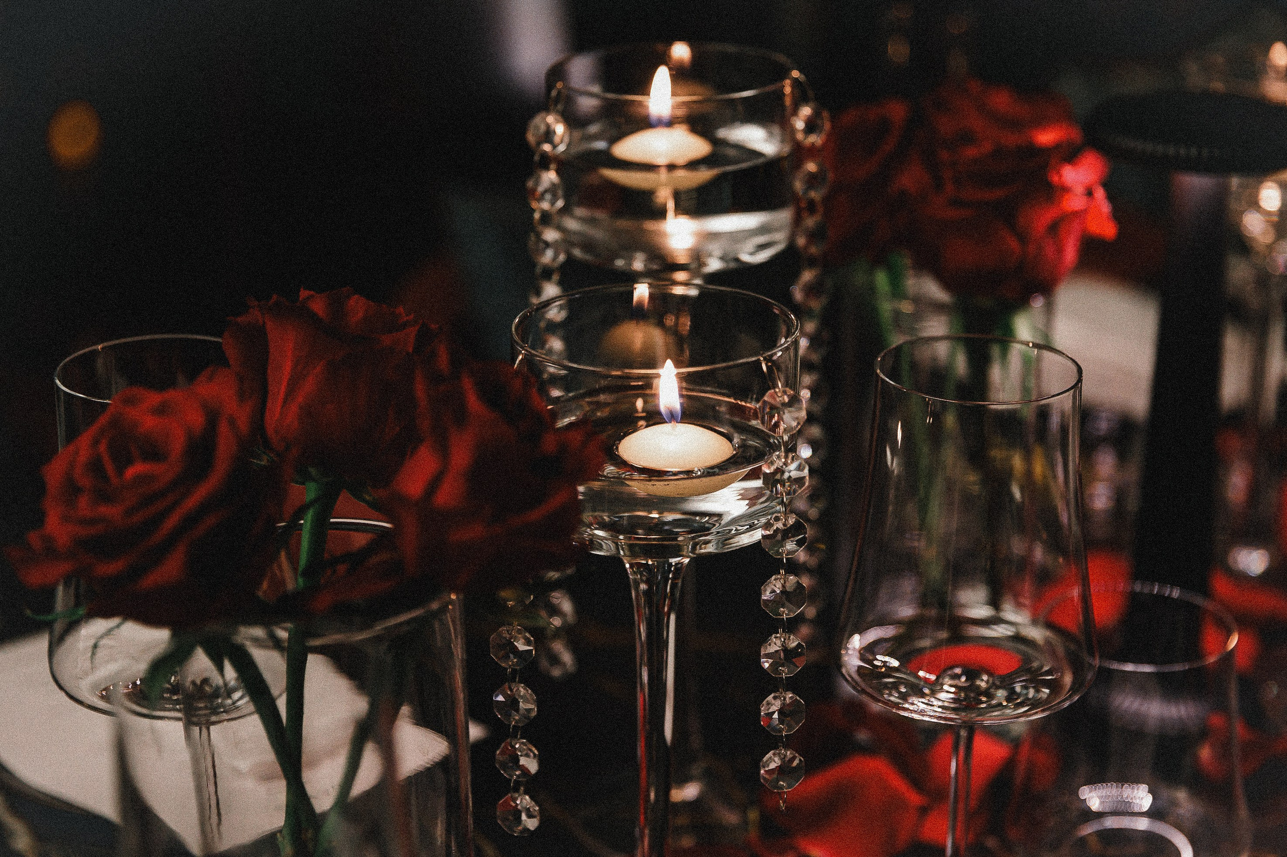 Restraunt proposal P&N. Photographer Anna Curly | Weddings and Events in Dubai