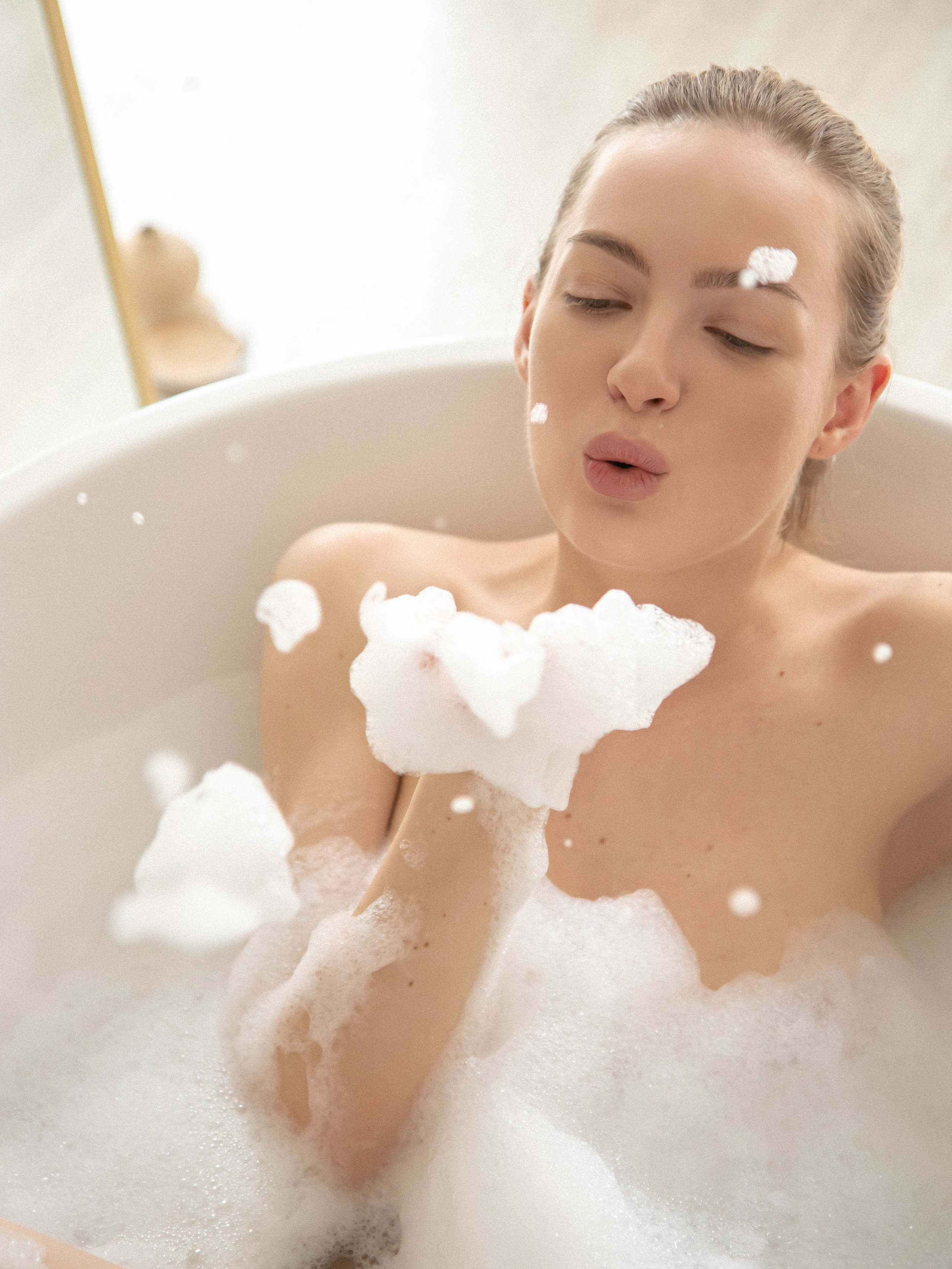 003. Palagina Ksusha, photographer in NY