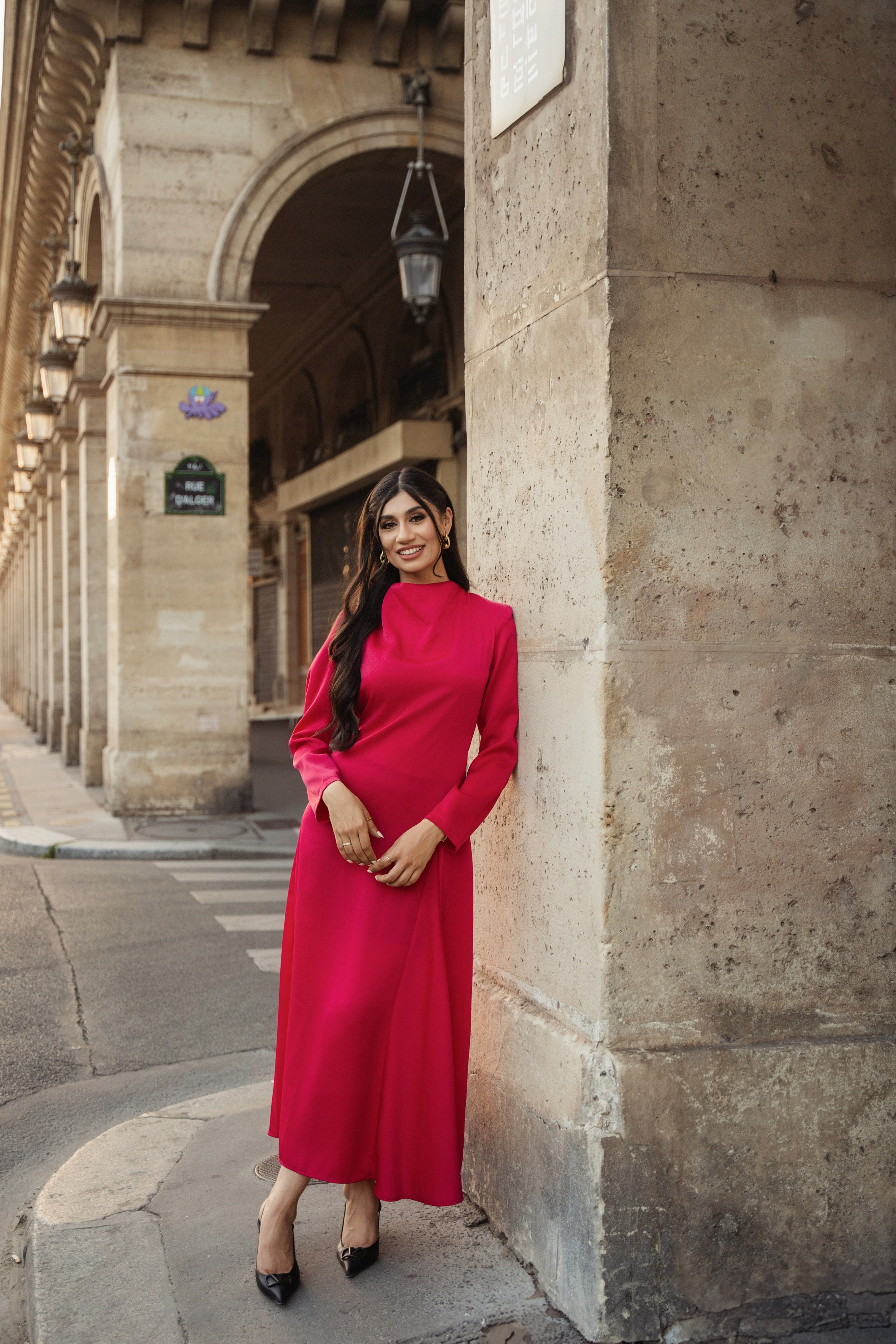 Naila (4 hours). Photographer in Paris|Solo and groups, portraits & content, couples photo-shoot in Paris at the best locations