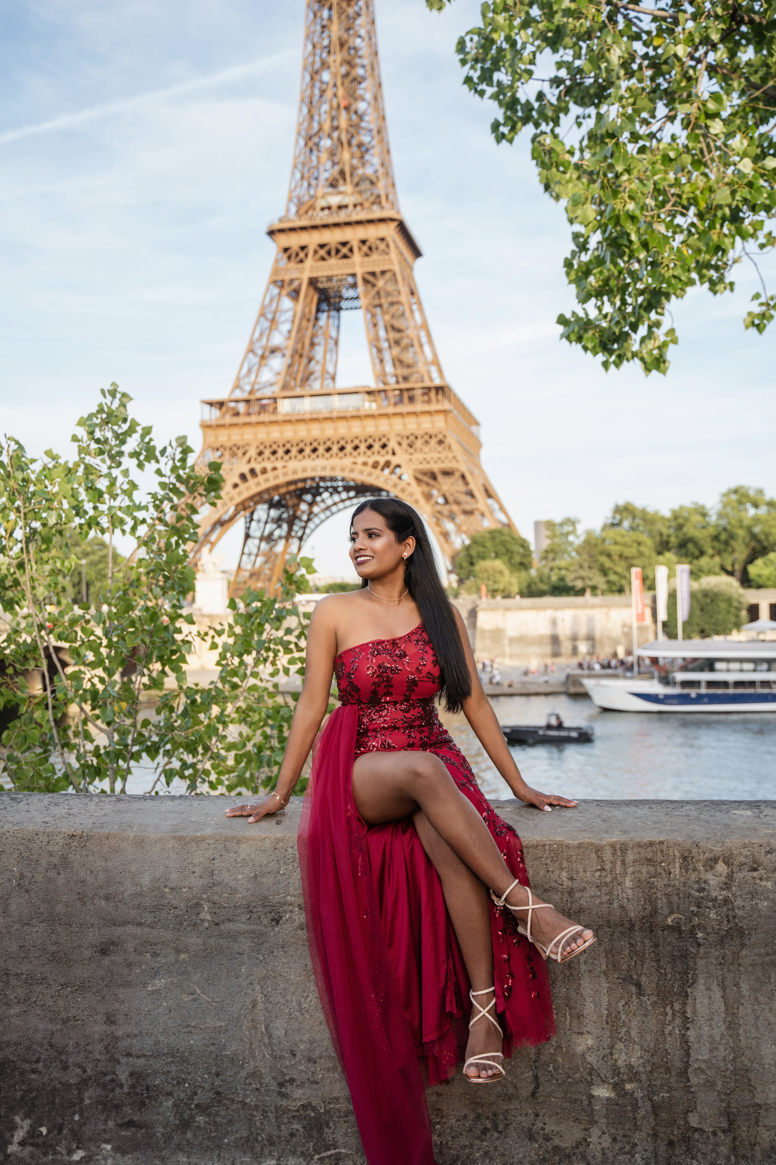 Richa (1 hour). Photographer in Paris|Solo and groups, portraits & content, couples photo-shoot in Paris at the best locations