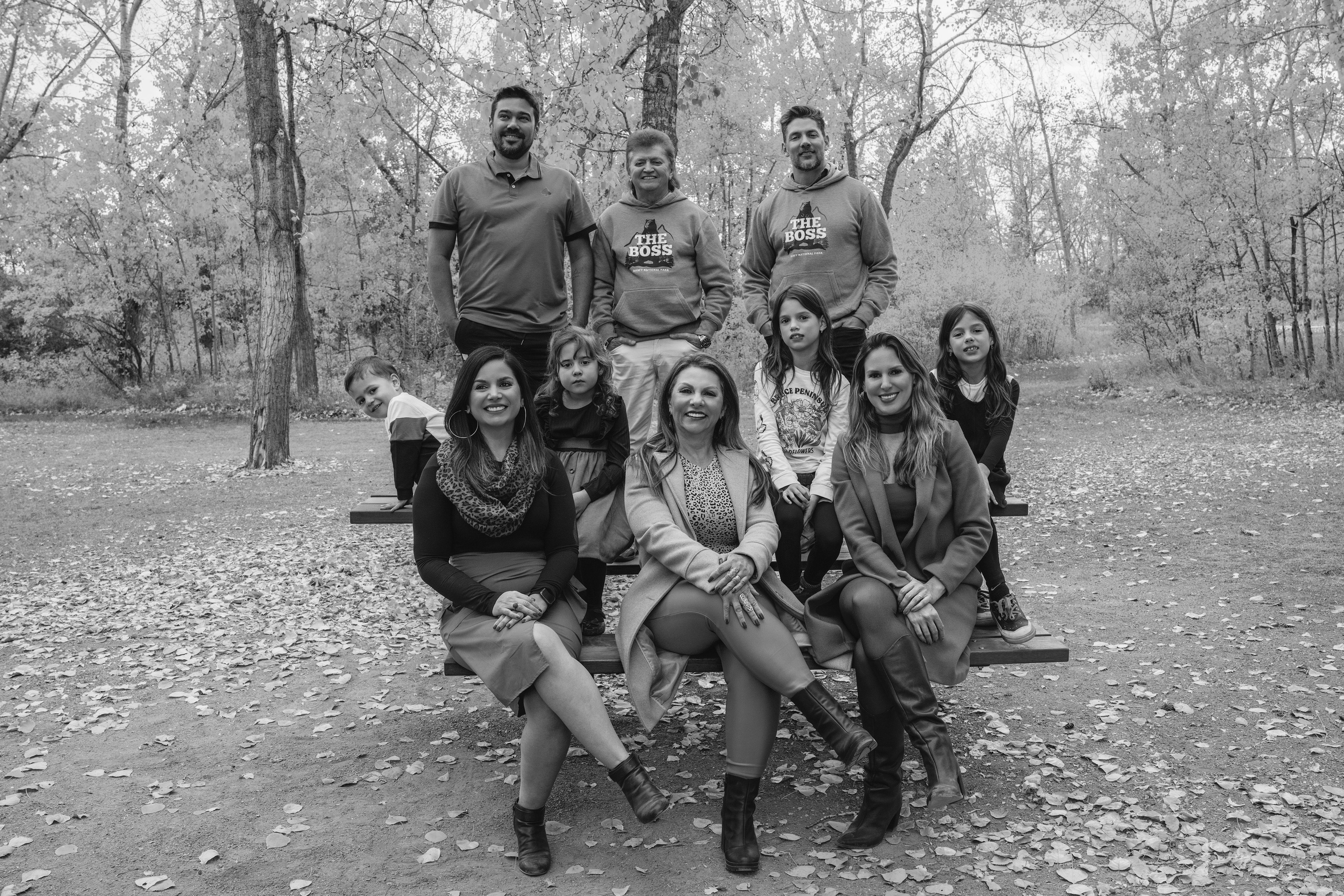 Ariana’s Family. Carlos Lima Photography — Photographer in Calgary