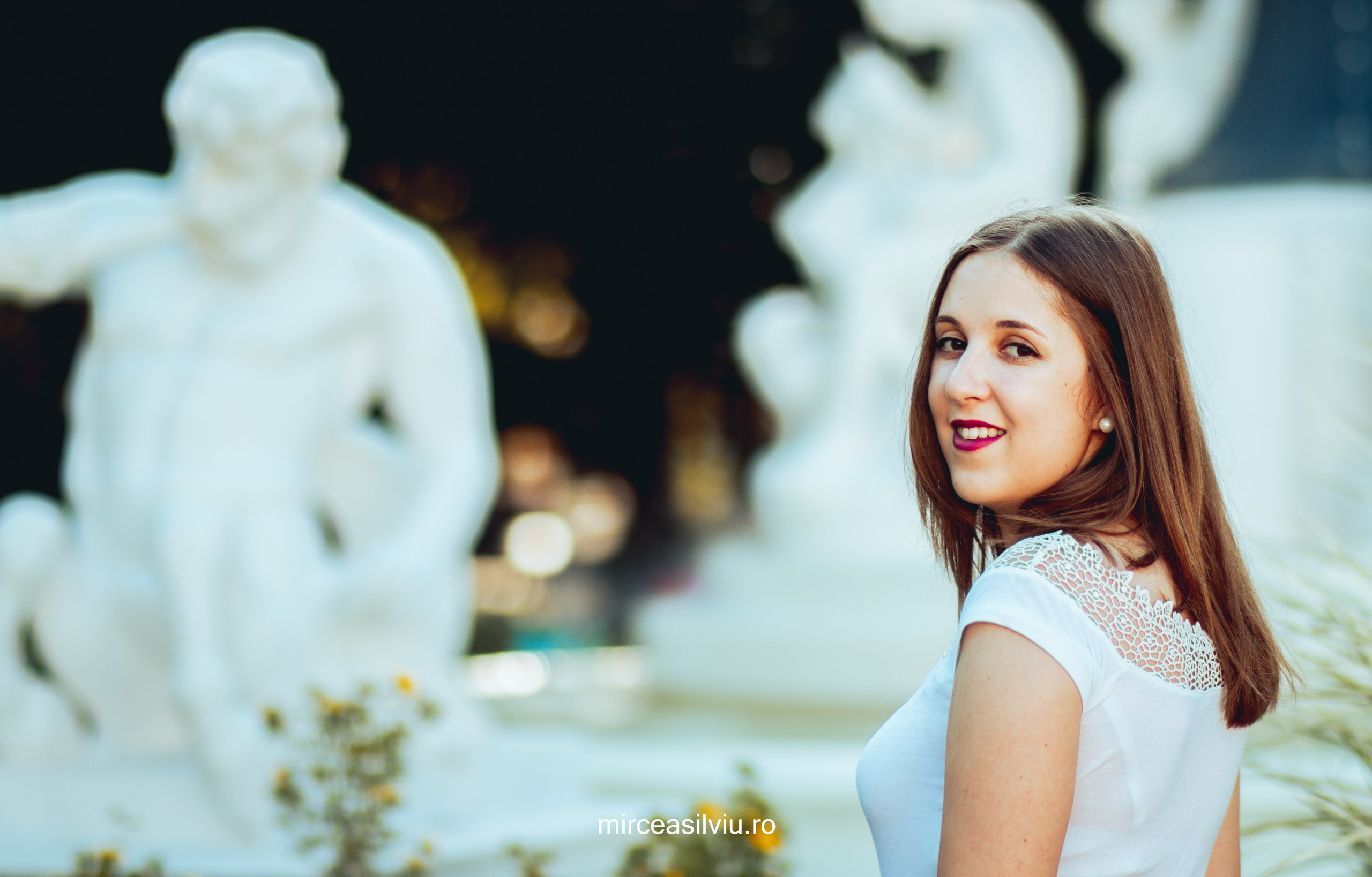 Cristina. Fotograf de portrete și evenimente din Cluj-Napoca. Ședințe foto individuale, nunți, botezuri și aniversări în Cluj și județul Cluj