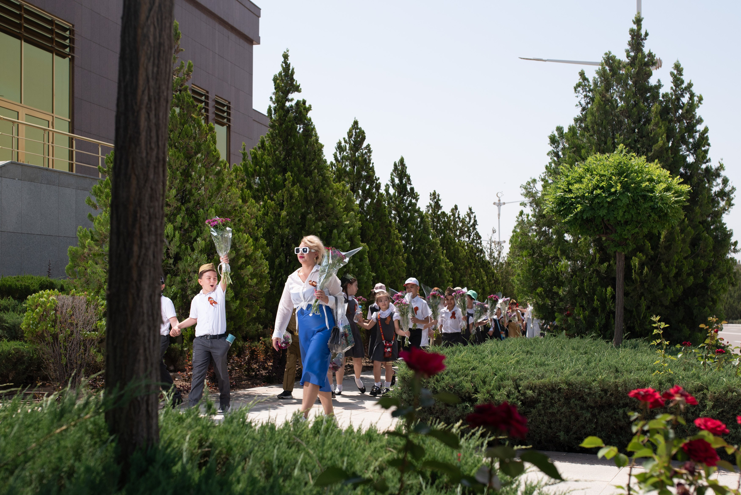 Вечный огонь 2"А» класс. Ваш фотограф в Ашхабаде Гамлет Осипов