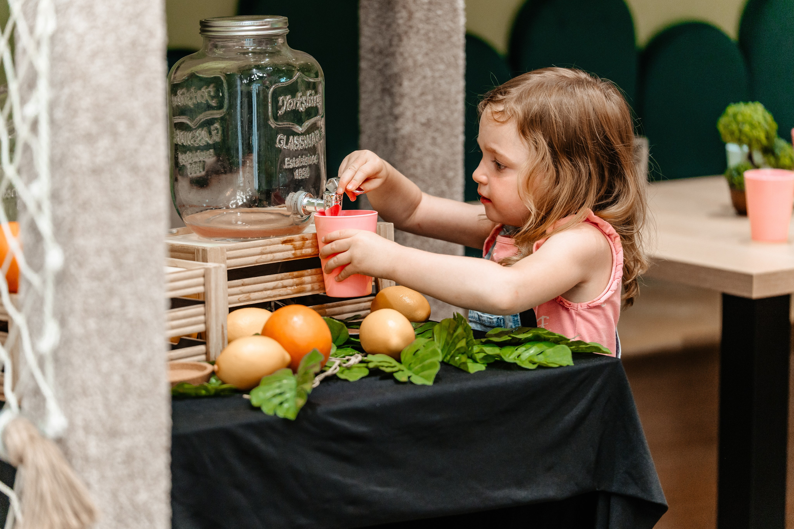 Aniversare Amira. Foto Studio — Fotograf de evenimente, nunti, botezuri, portrete