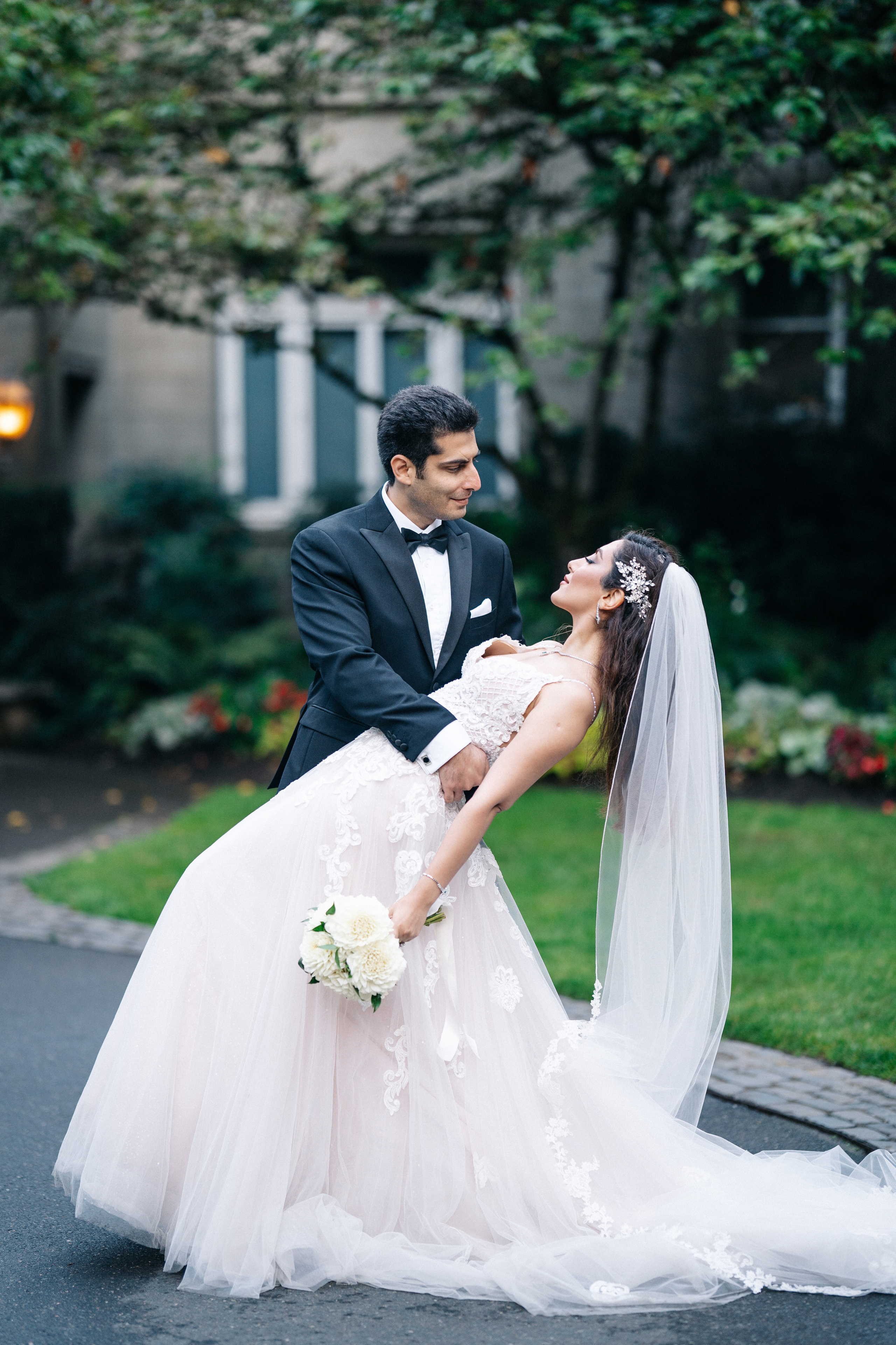 Aigin&Merhzad. Photographer