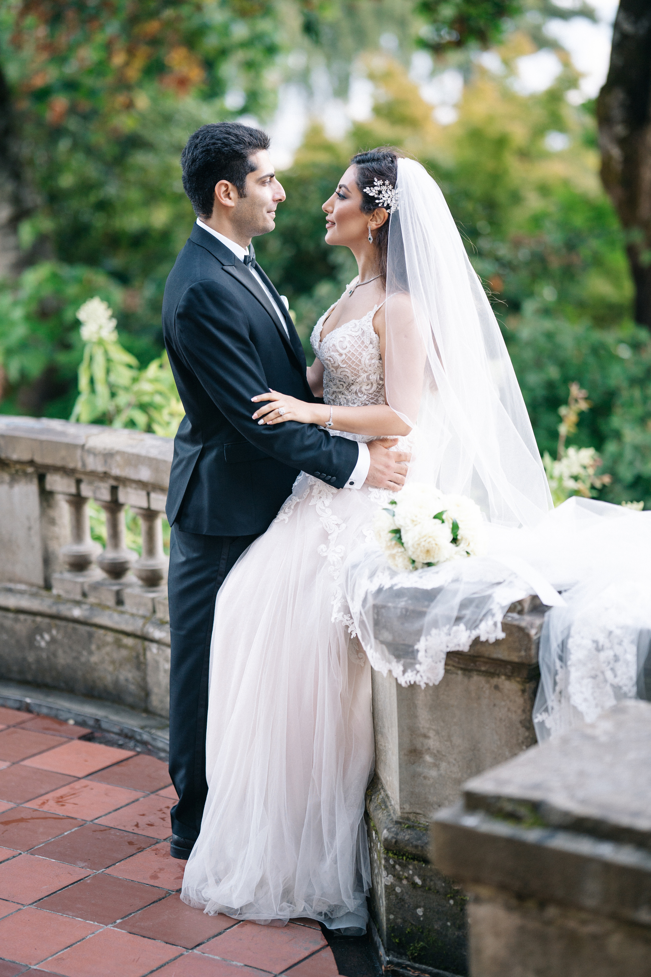 Aigin&Merhzad. Photographer