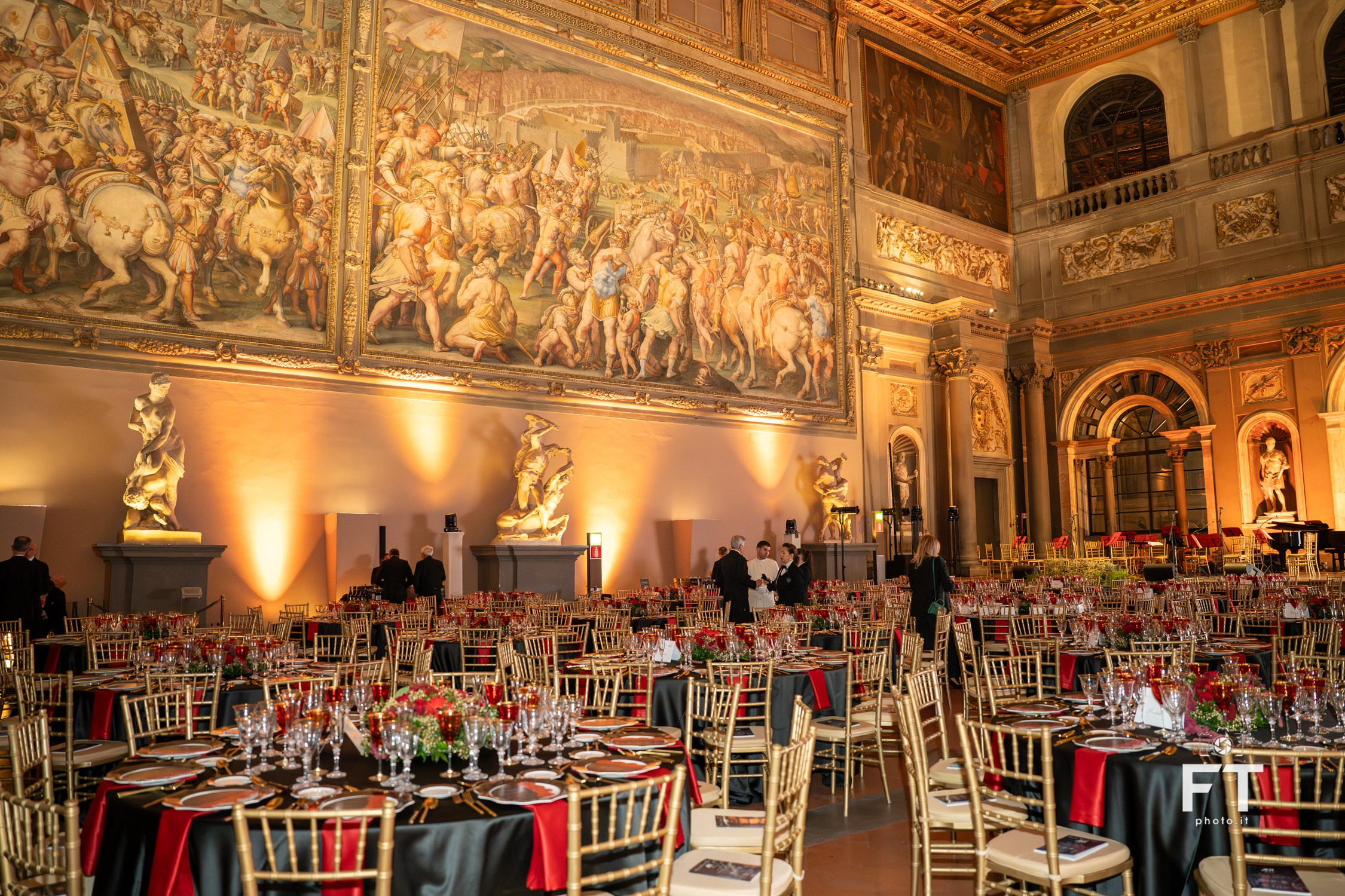 Luxury Charity Dinner ANT. Ftphoto