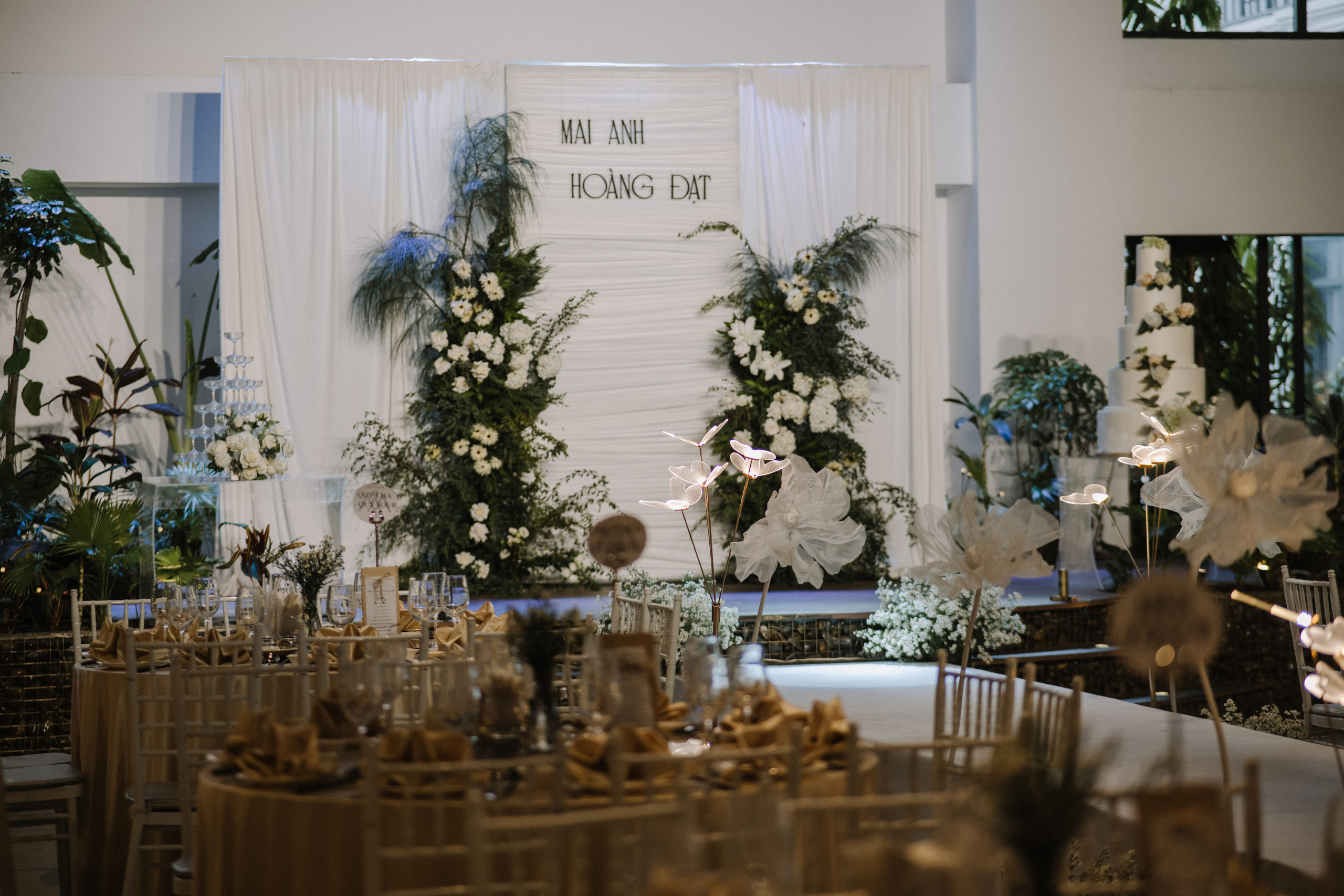 Dat + MaiAnh. BenColor Studio