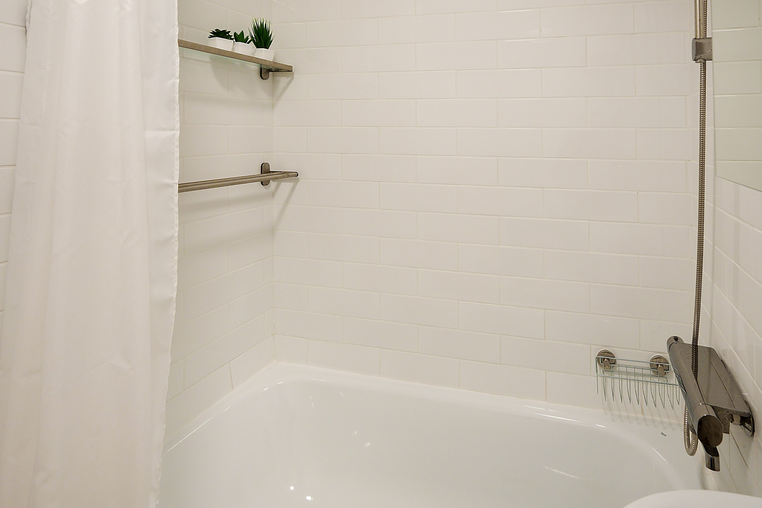 Vileišio g. 24. Elina Sapiega fotografė Vilniuje