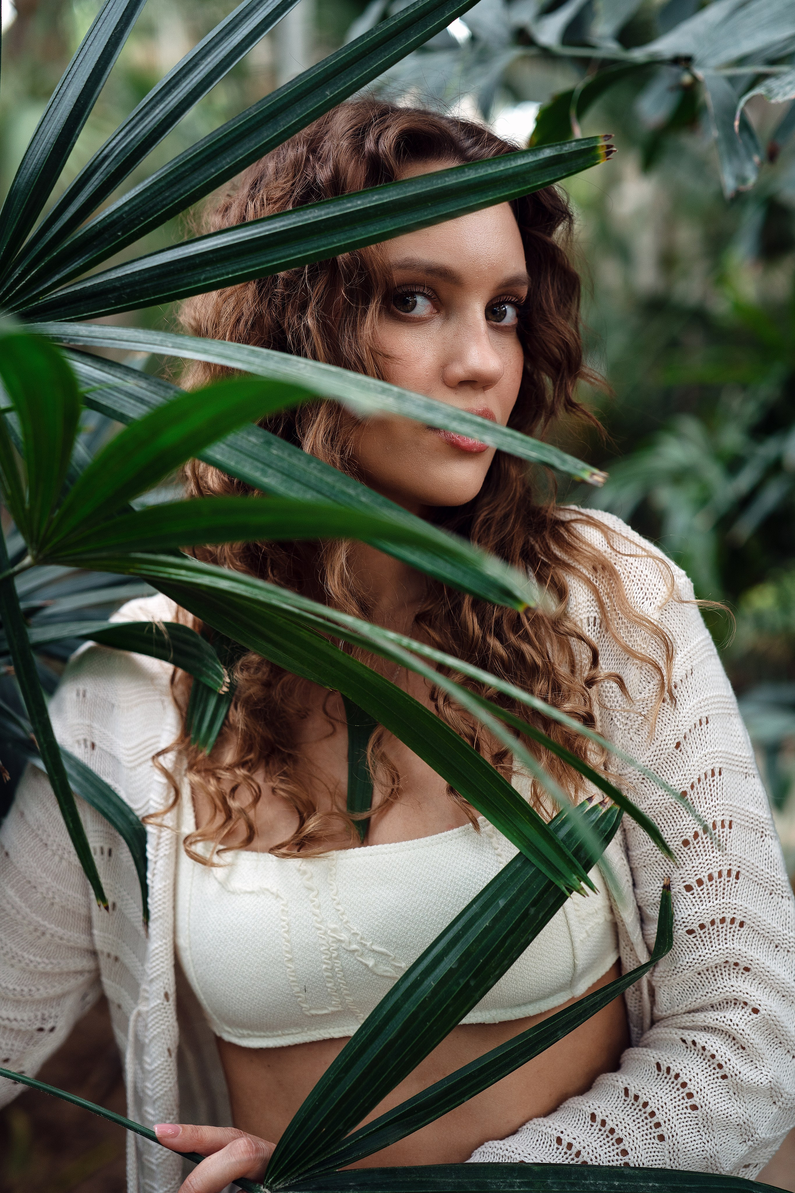 Personal Photoshoot in Abu Dhabi — Portraits That Reflect You. Mariia Safronova is your photographer in Abu Dhabi and Dubai