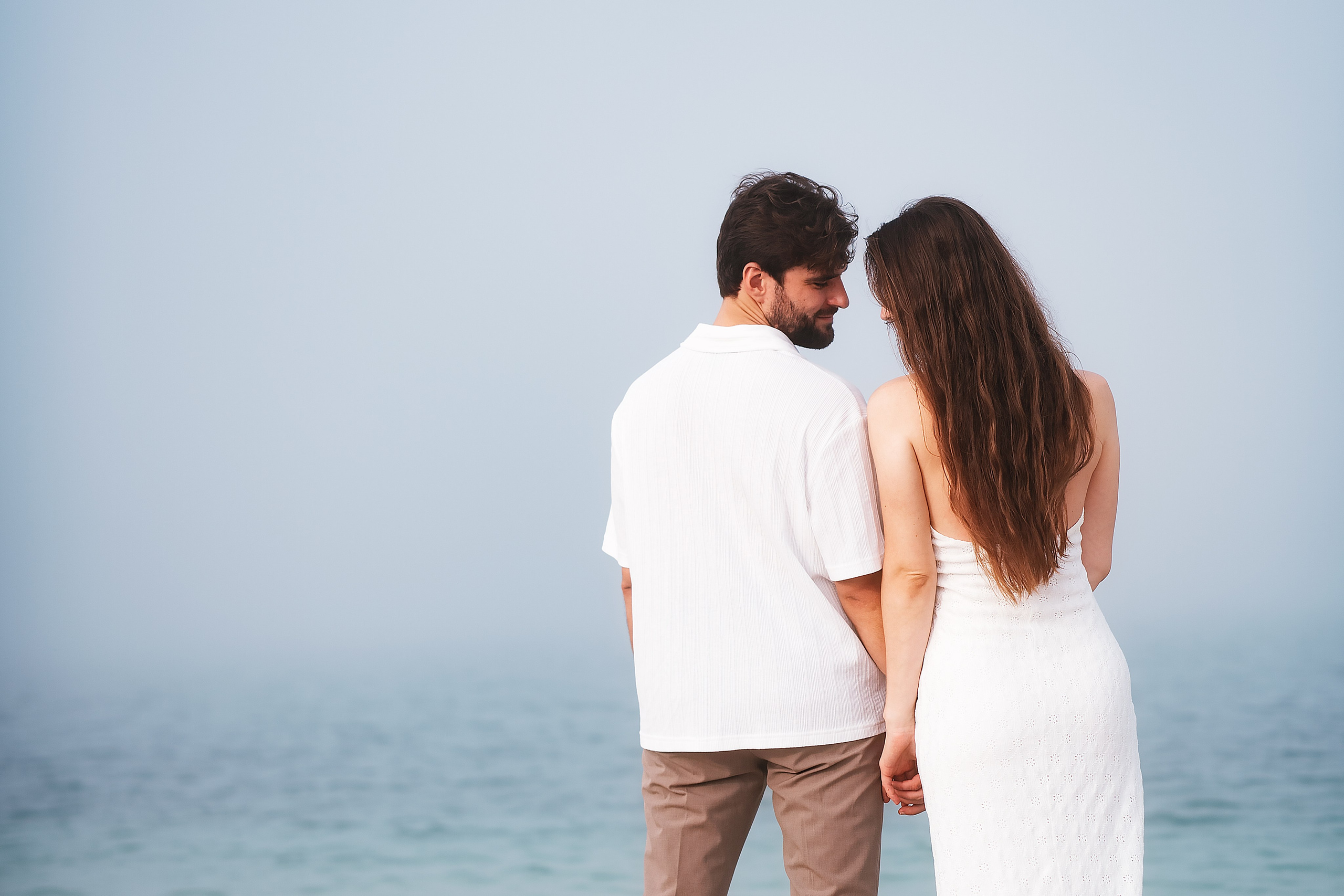 How to Choose the Perfect Outfit for Your Couple Photoshoot in Abu Dhabi | Mariia S. Photographer. Mariia Safronova is your photographer in Abu Dhabi and Dubai