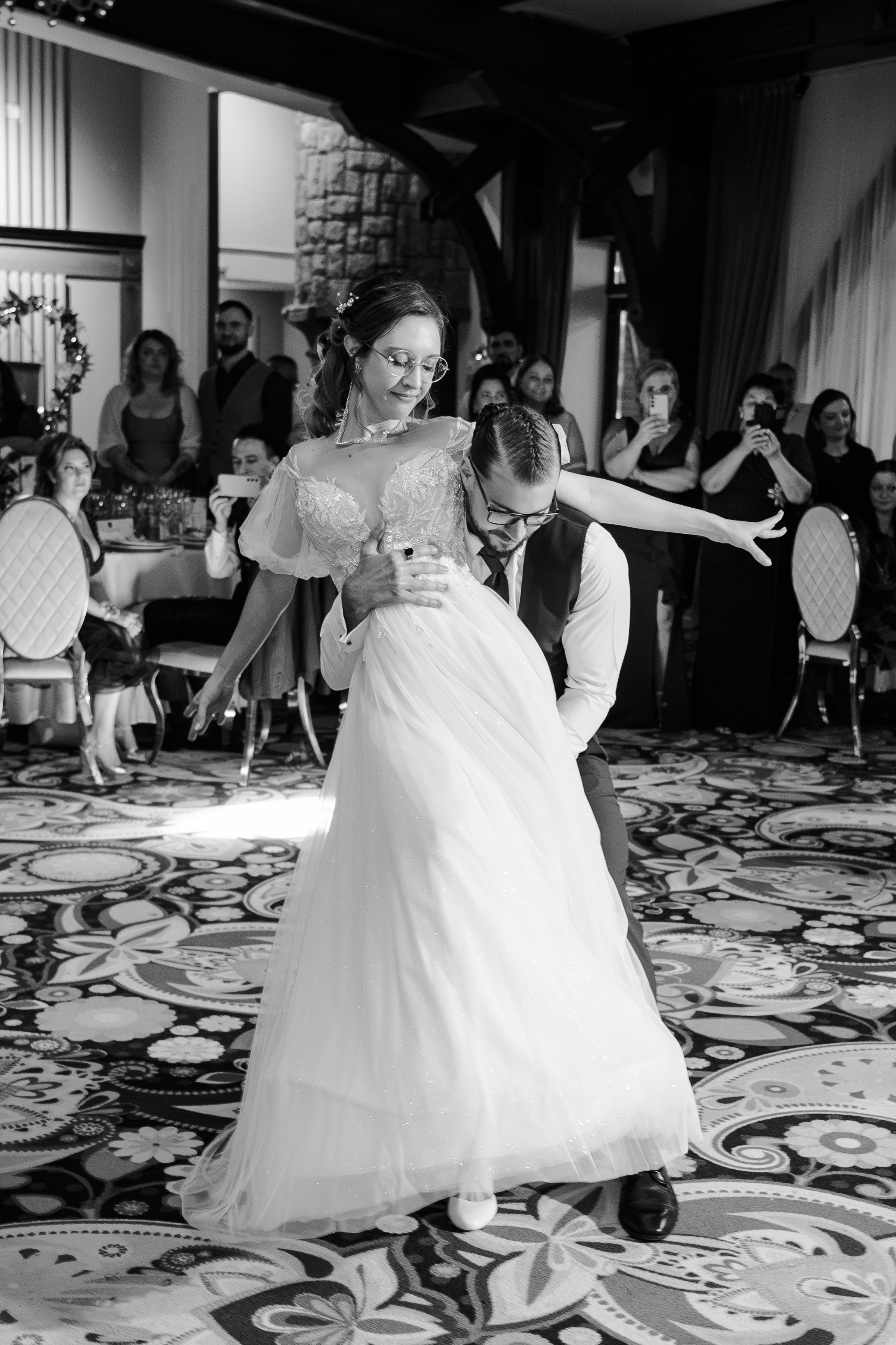 Iulia & George. Alin Lozovanu — Fotograf de Nuntă Iași