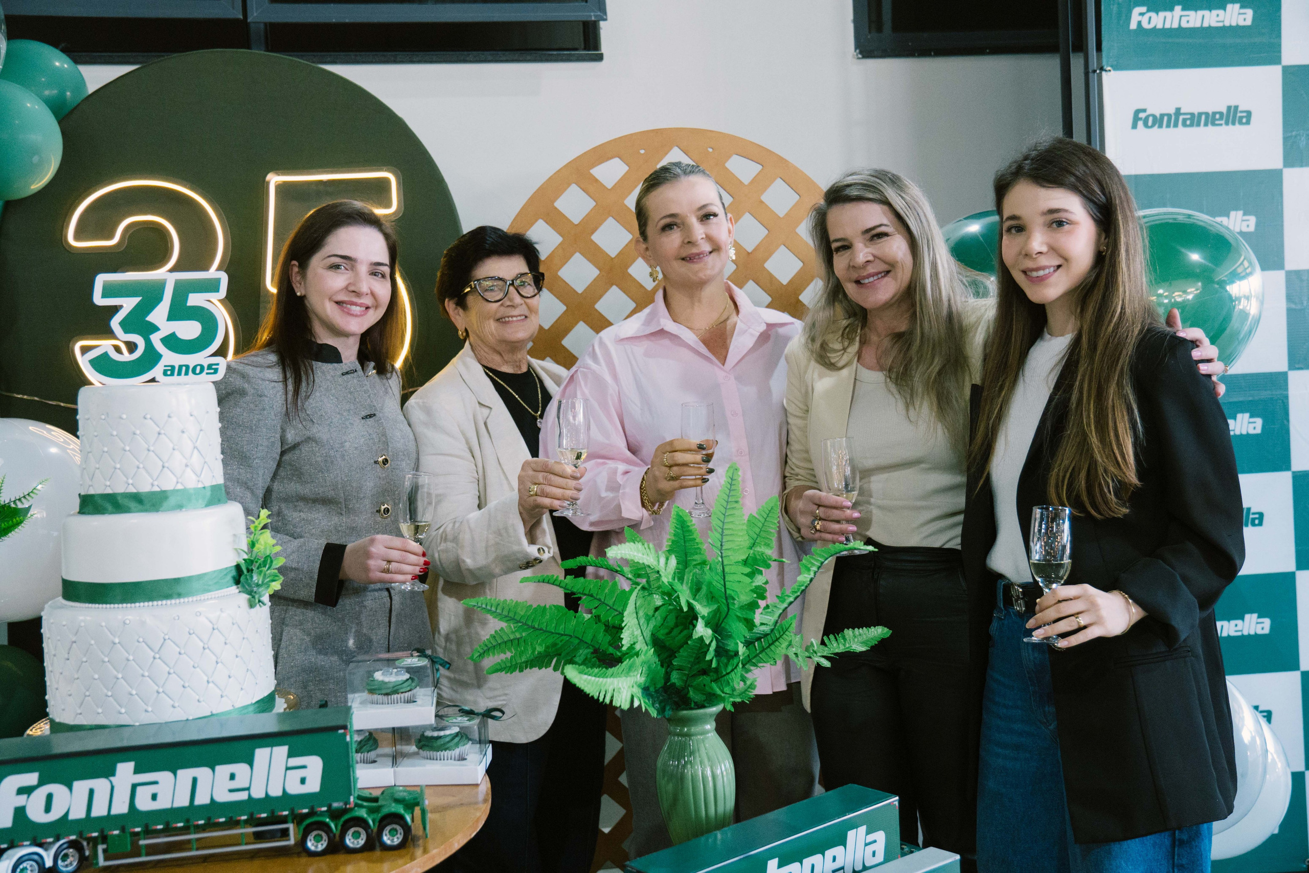 ANIVERSÁRIO FONTANELLA. Agora júnior