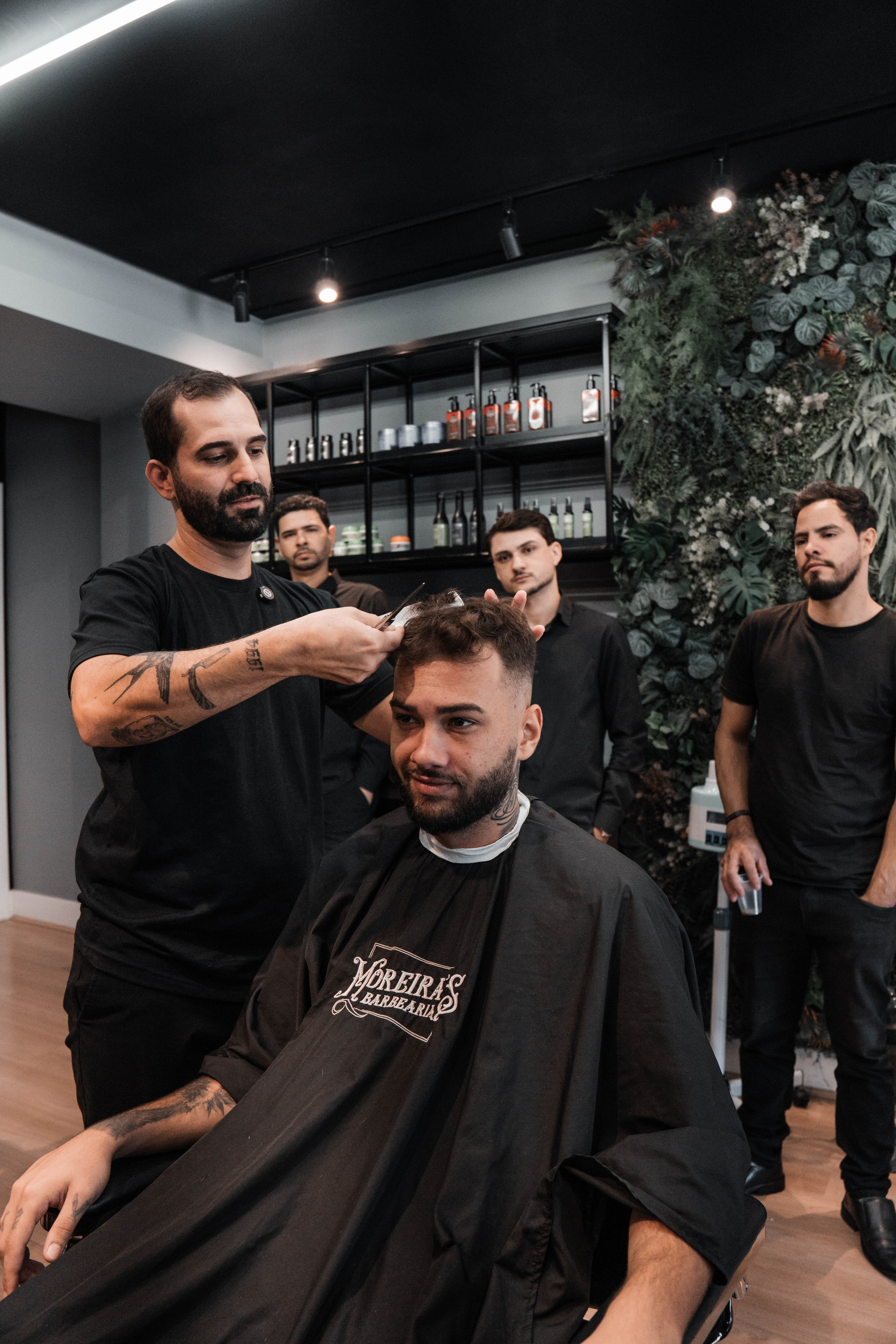 BRANDING MOREIRA’S. Agora júnior