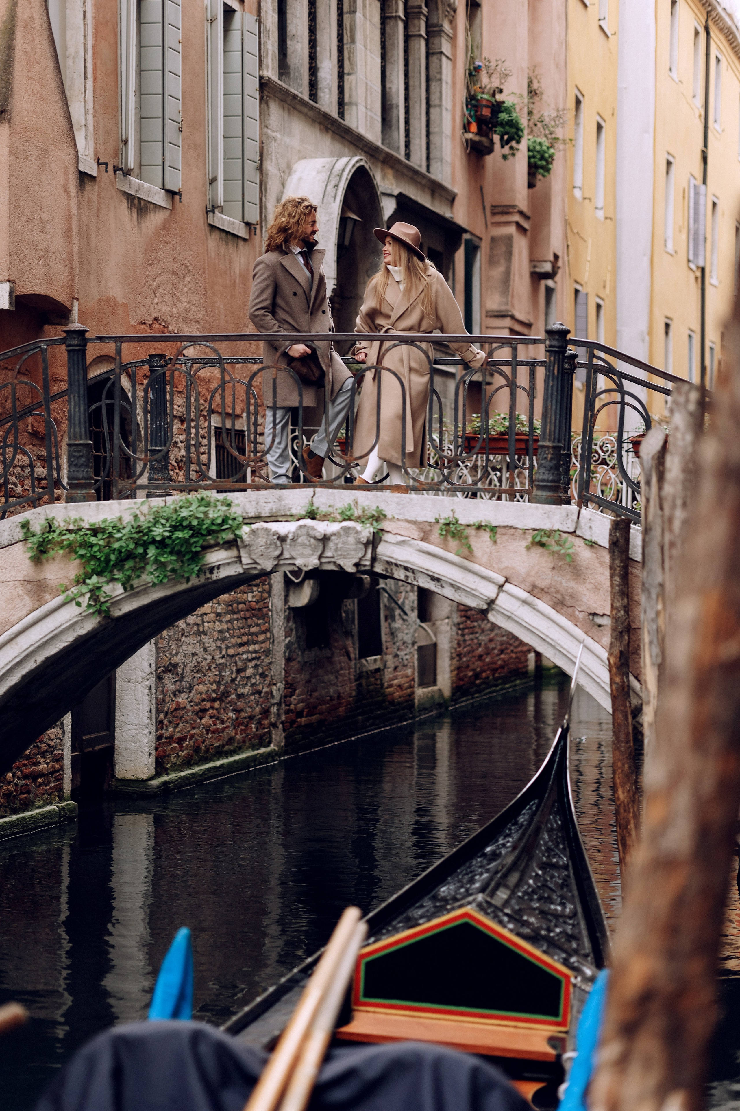 Romantic photoshoot in Venice. Photographer in Venice, Viktoria Antonova