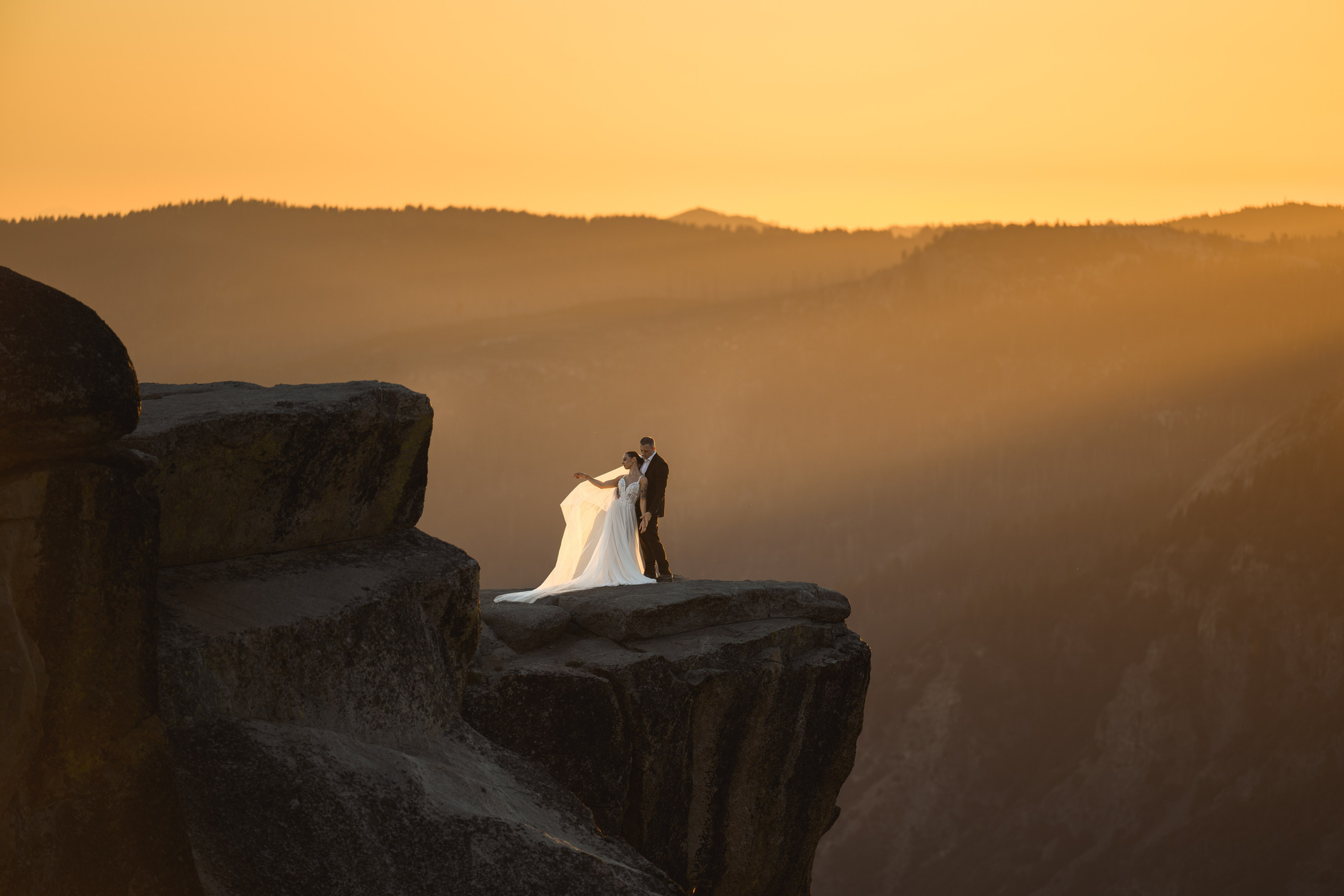 E ♡ A. Wedding & Elopement Photographers in California