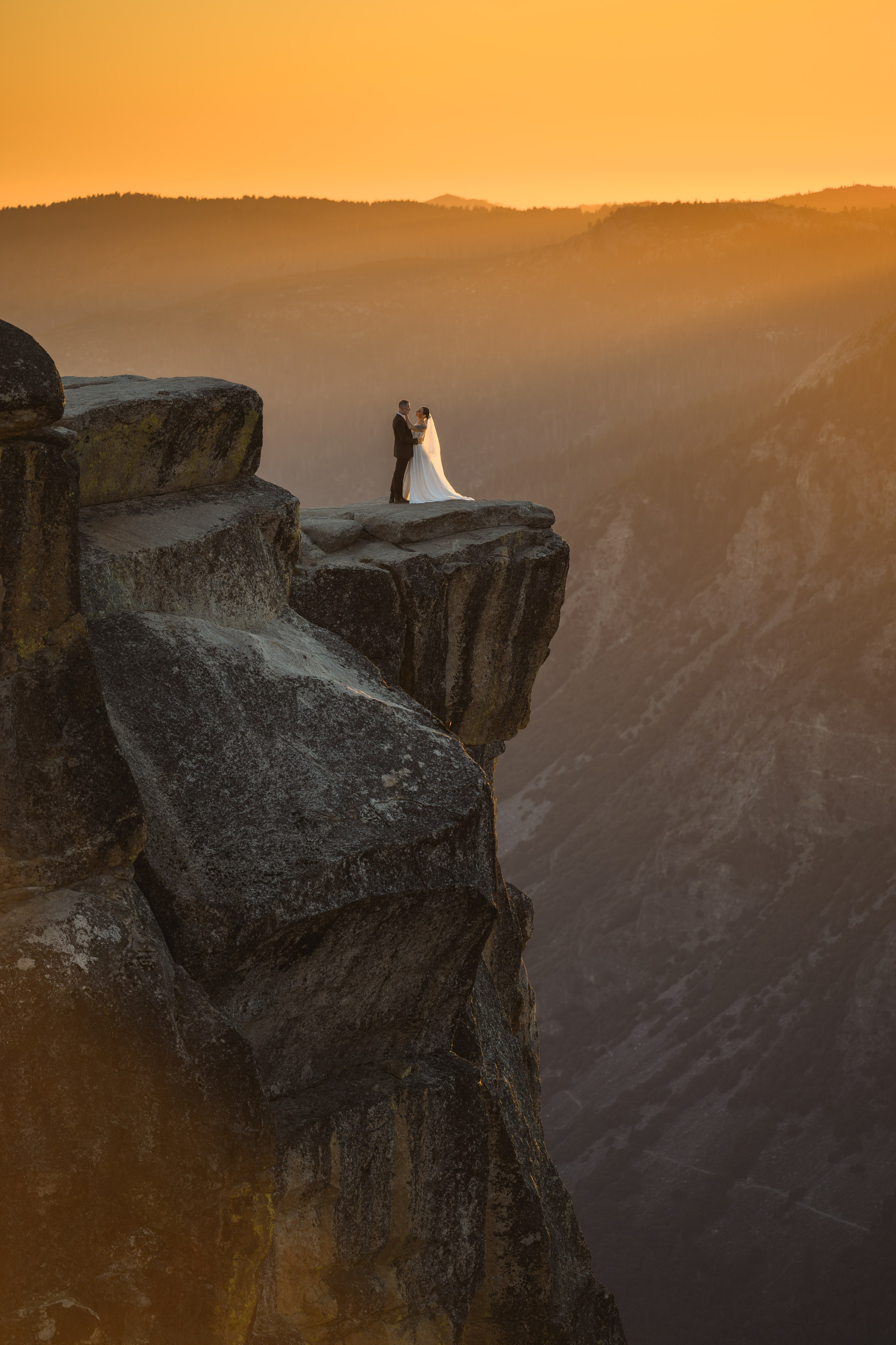 Yosemite Elopement. Wedding & Elopement Photographers in California
