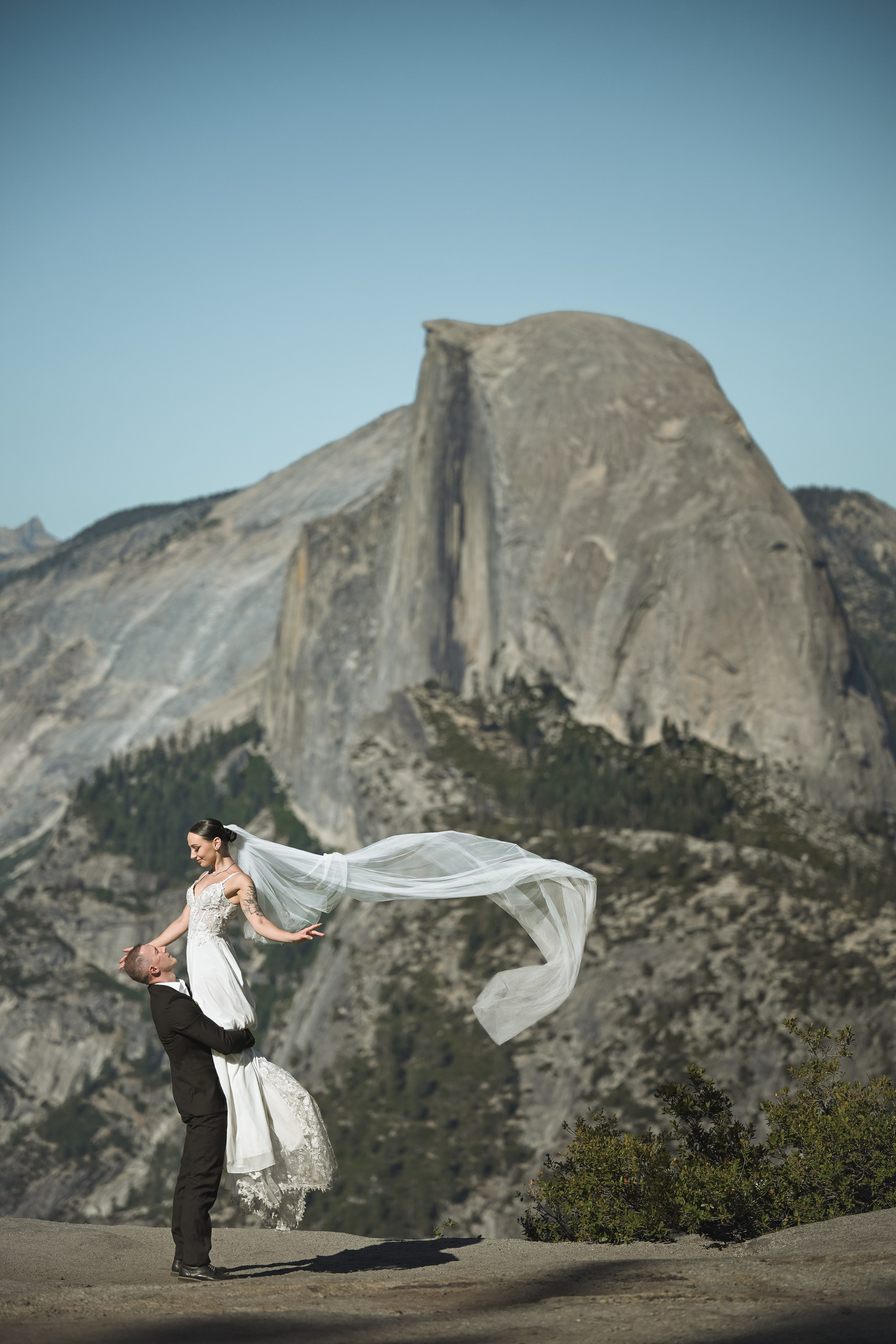 Yosemite Elopement. Wedding & Elopement Photographers in California