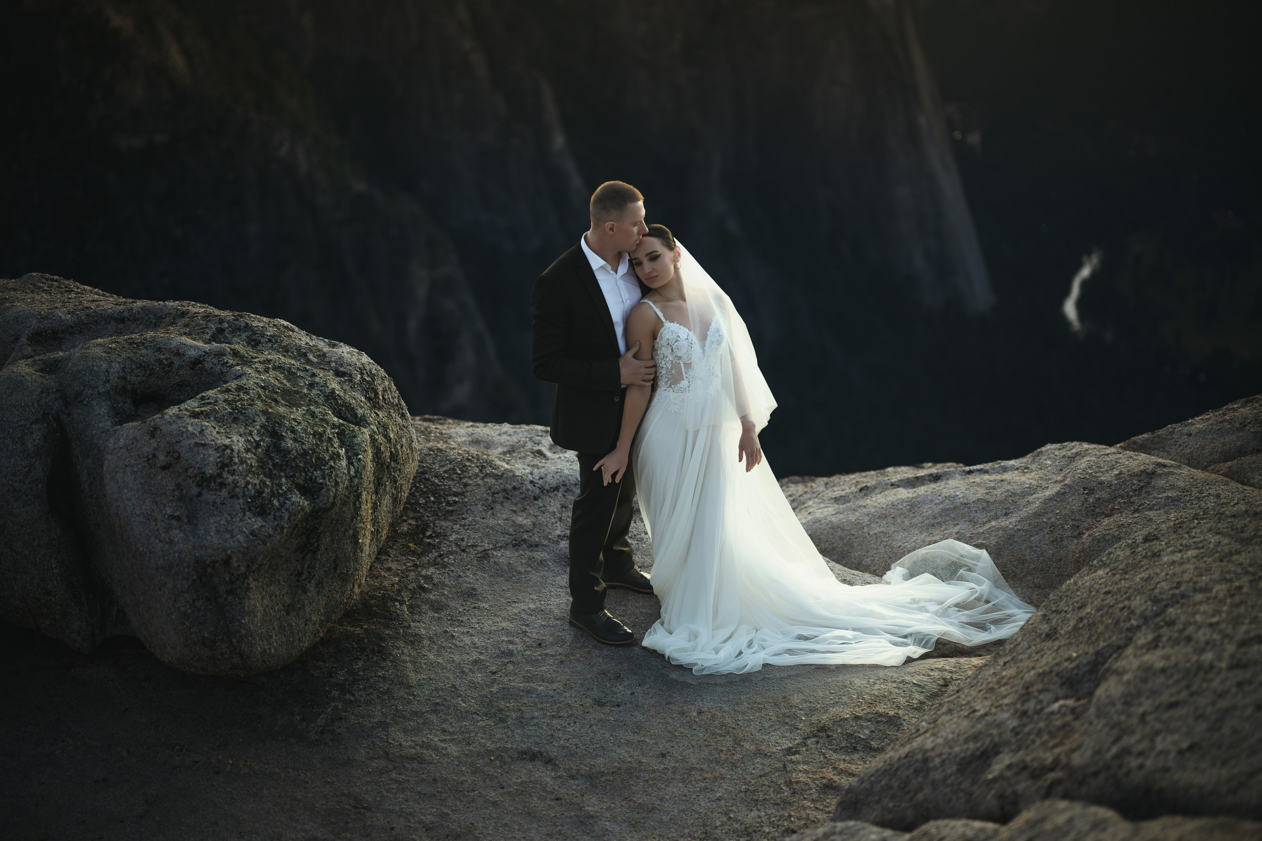 Yosemite Elopement. Wedding & Elopement Photographers in California