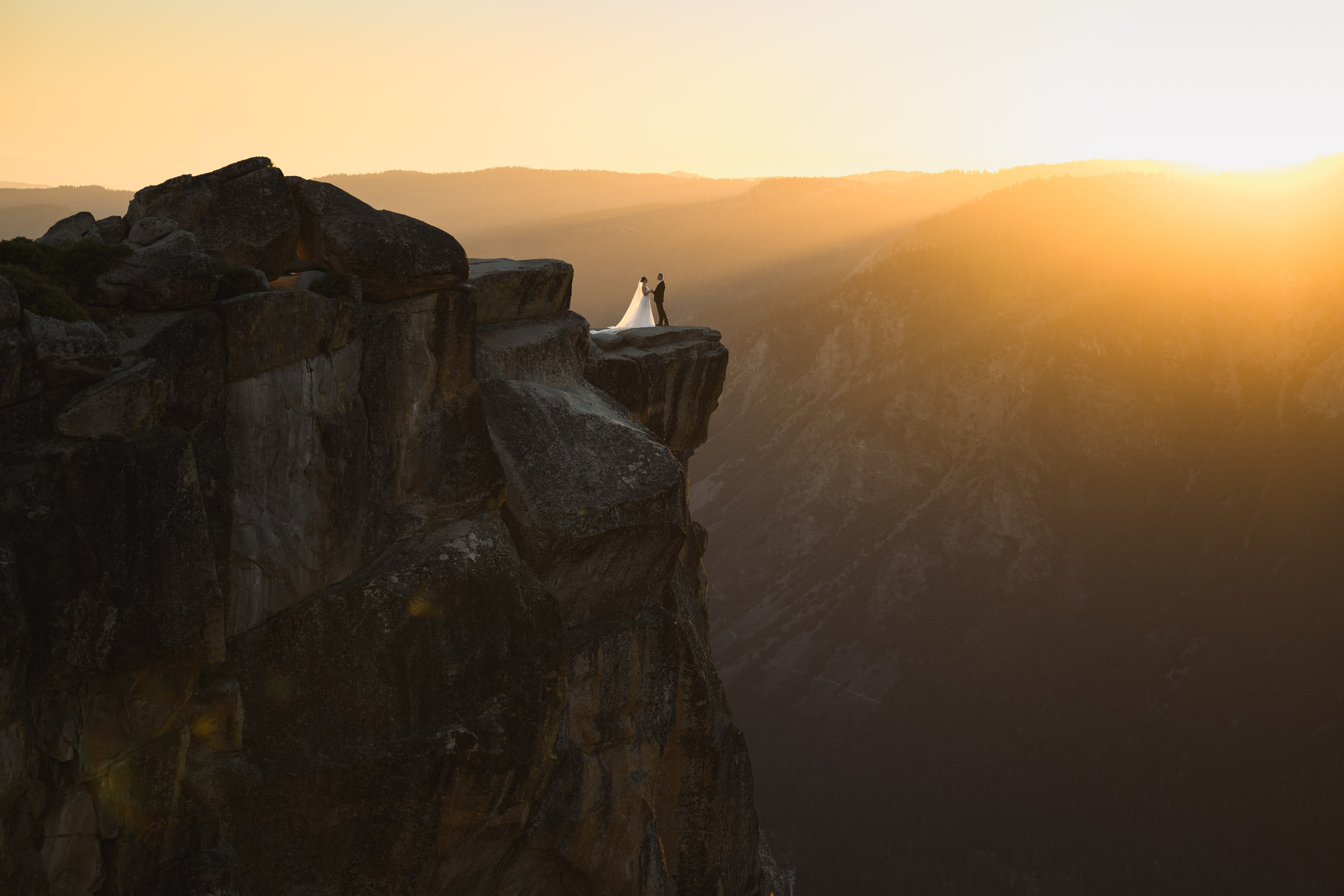 Yosemite Elopement. Wedding & Elopement Photographers in California