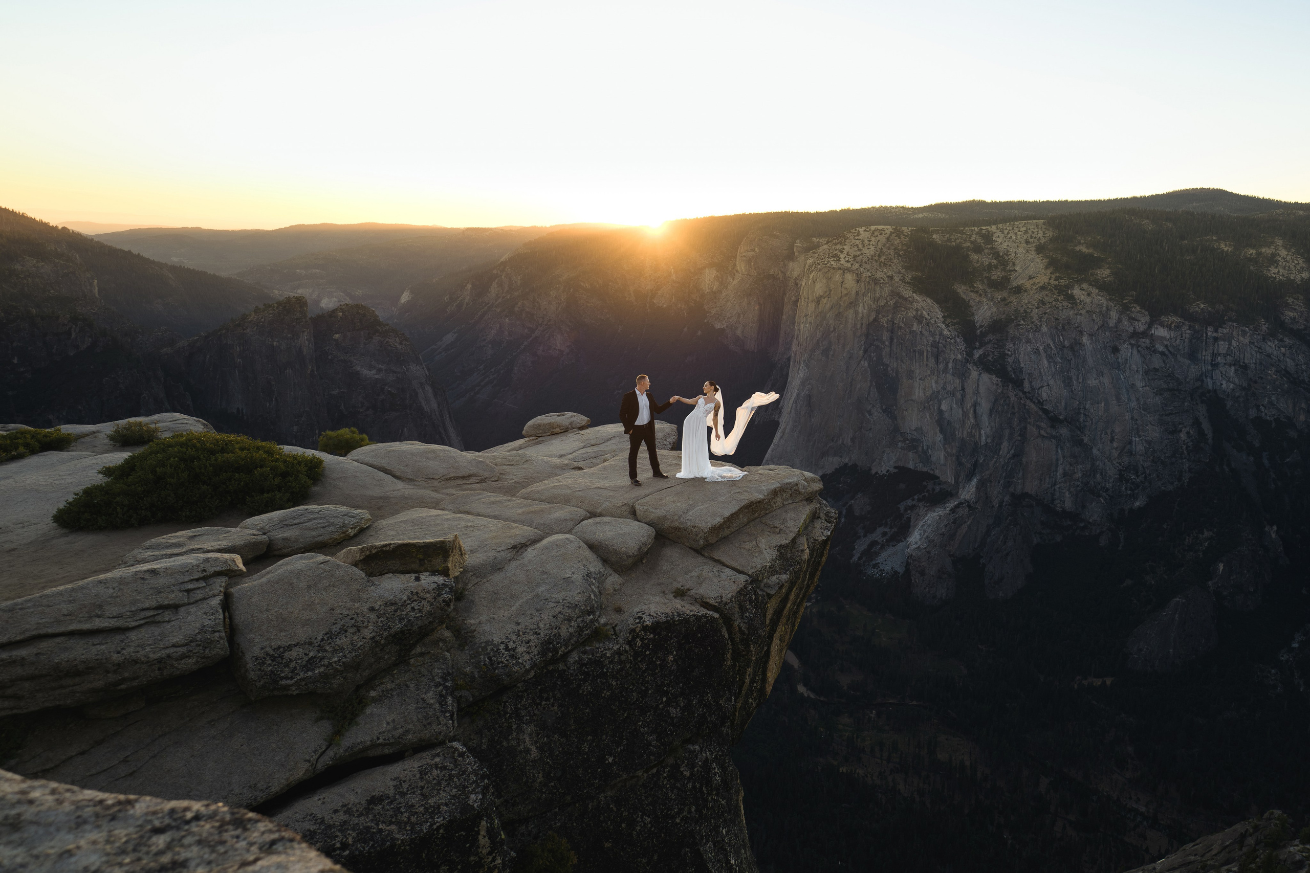 Yosemite Elopement. Wedding & Elopement Photographers in California