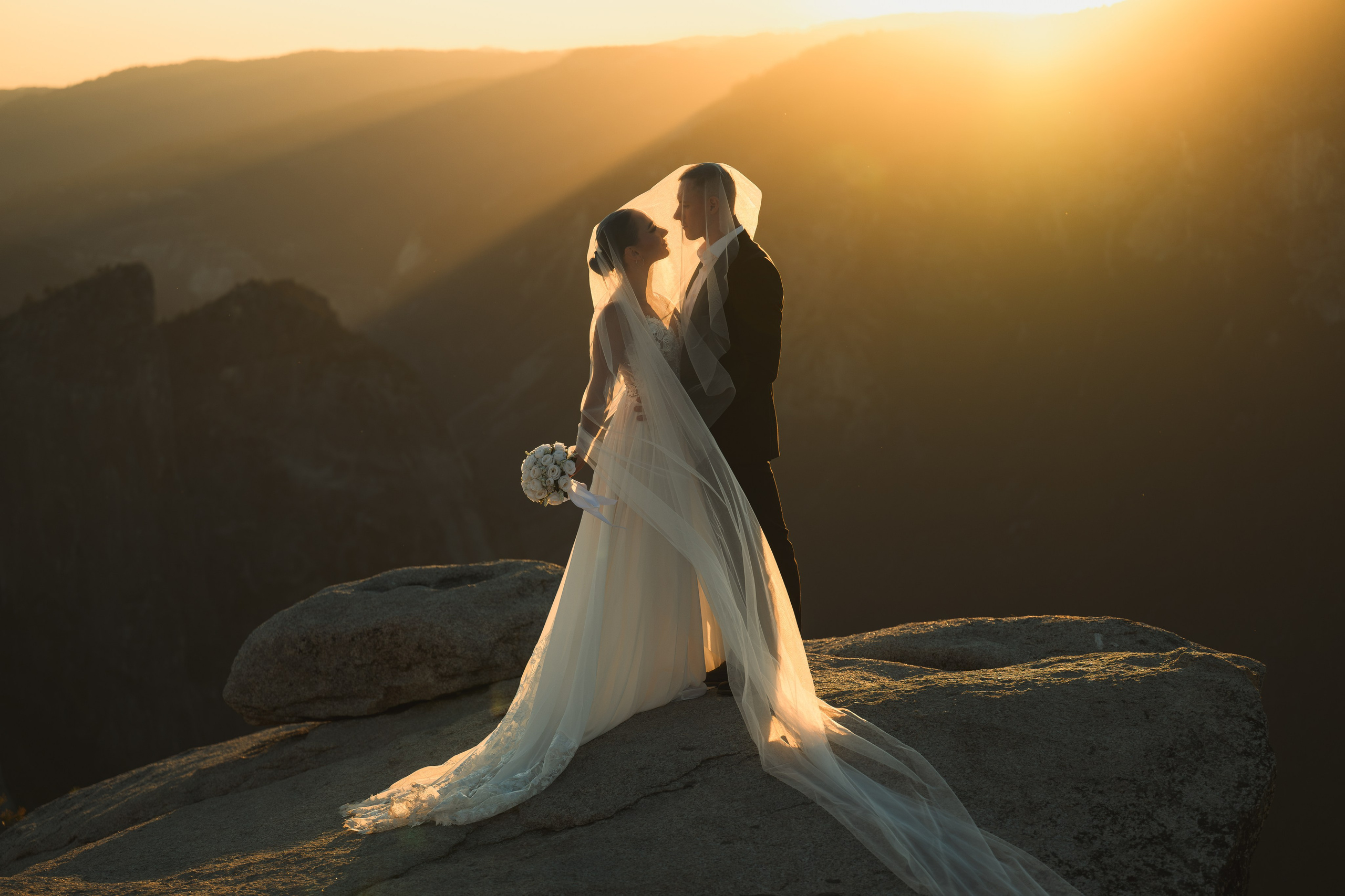 Yosemite Elopement. Wedding & Elopement Photographers in California