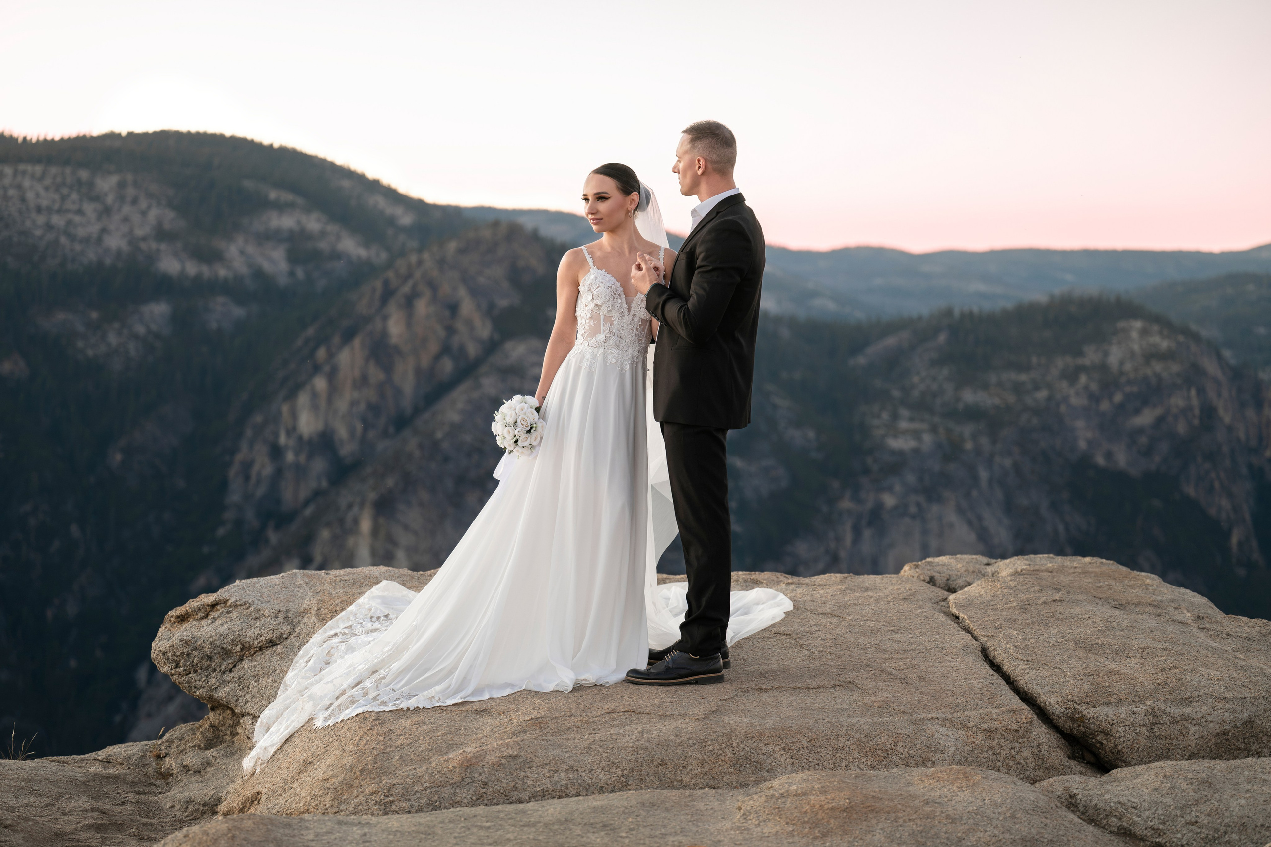 Yosemite Elopement. Wedding & Elopement Photographers in California