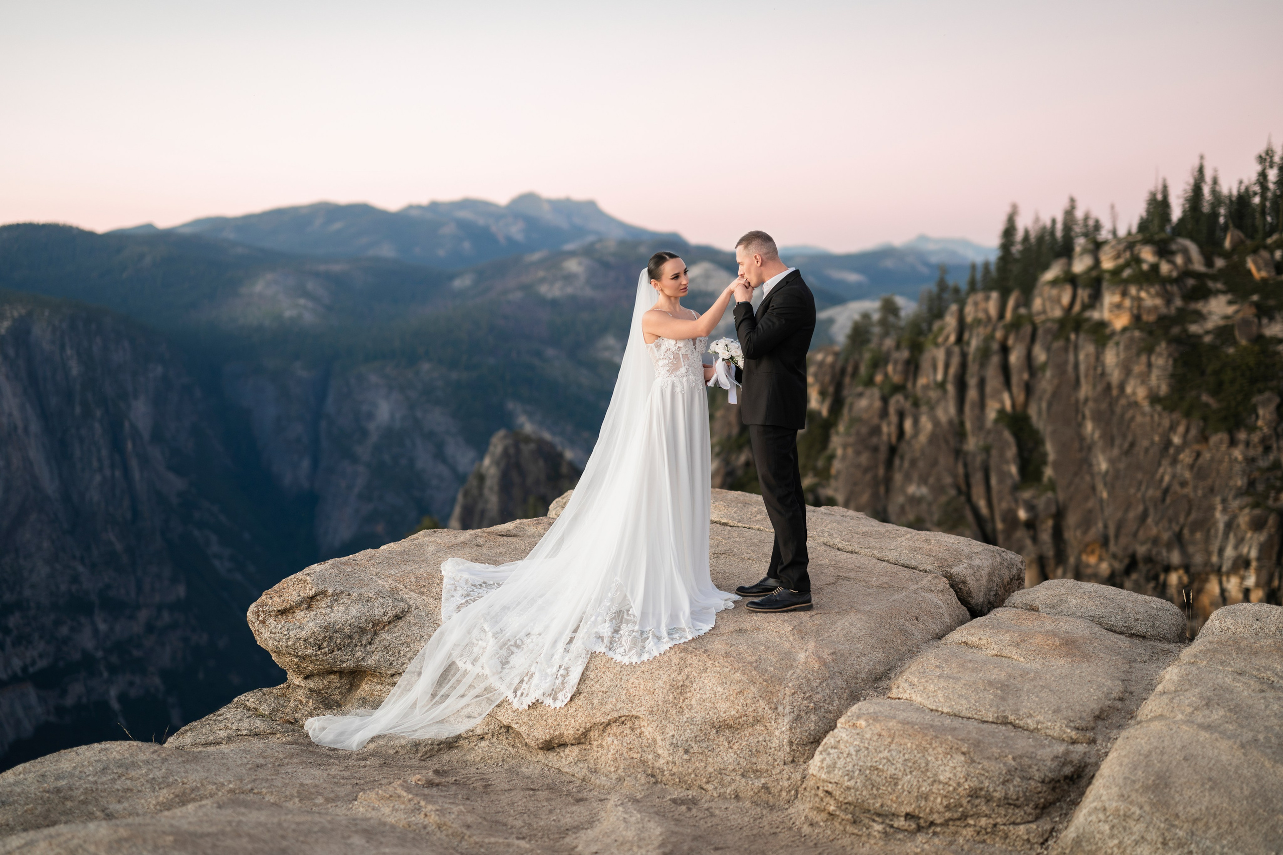 Yosemite Elopement. Wedding & Elopement Photographers in California