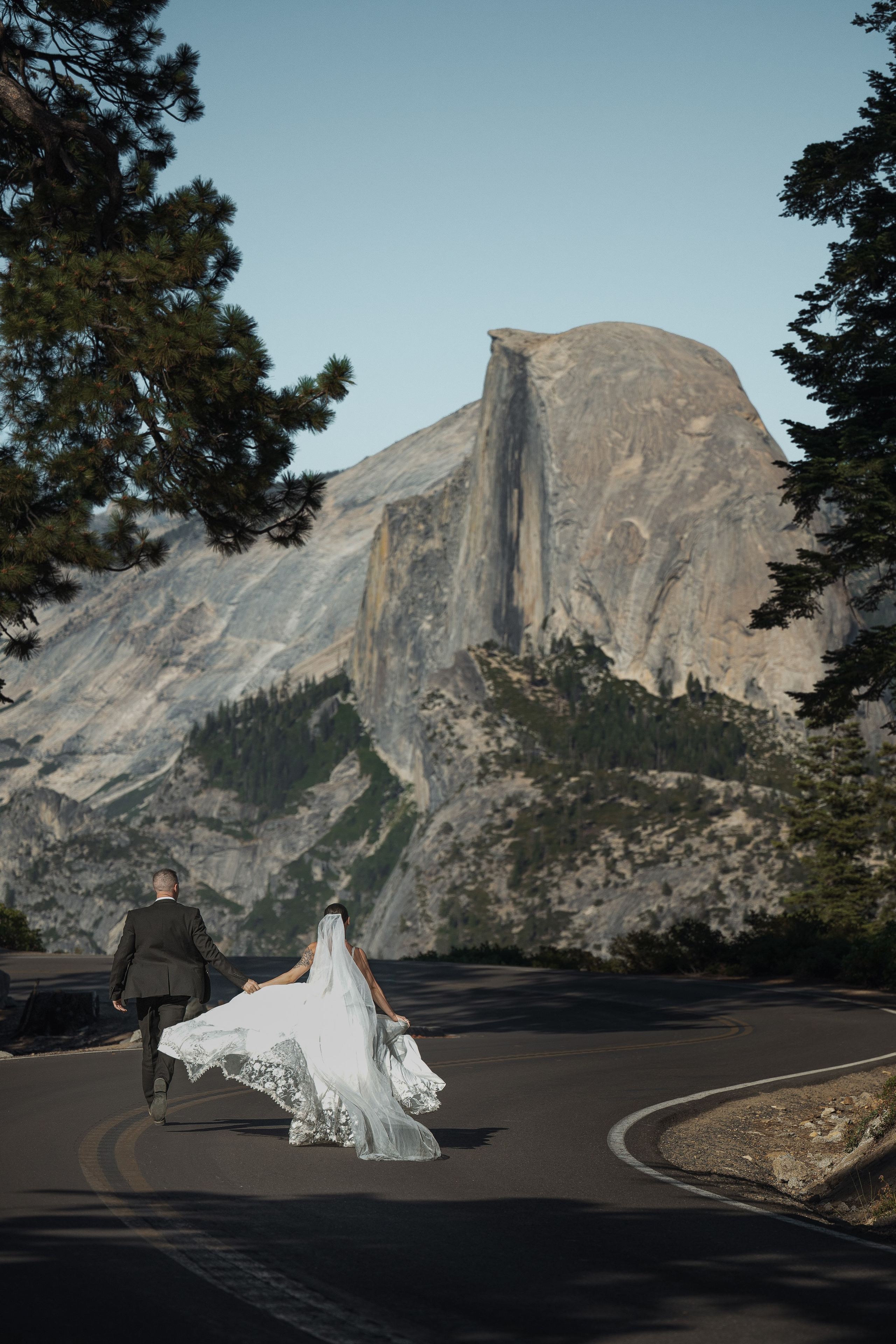 Yosemite Elopement. Wedding & Elopement Photographers in California