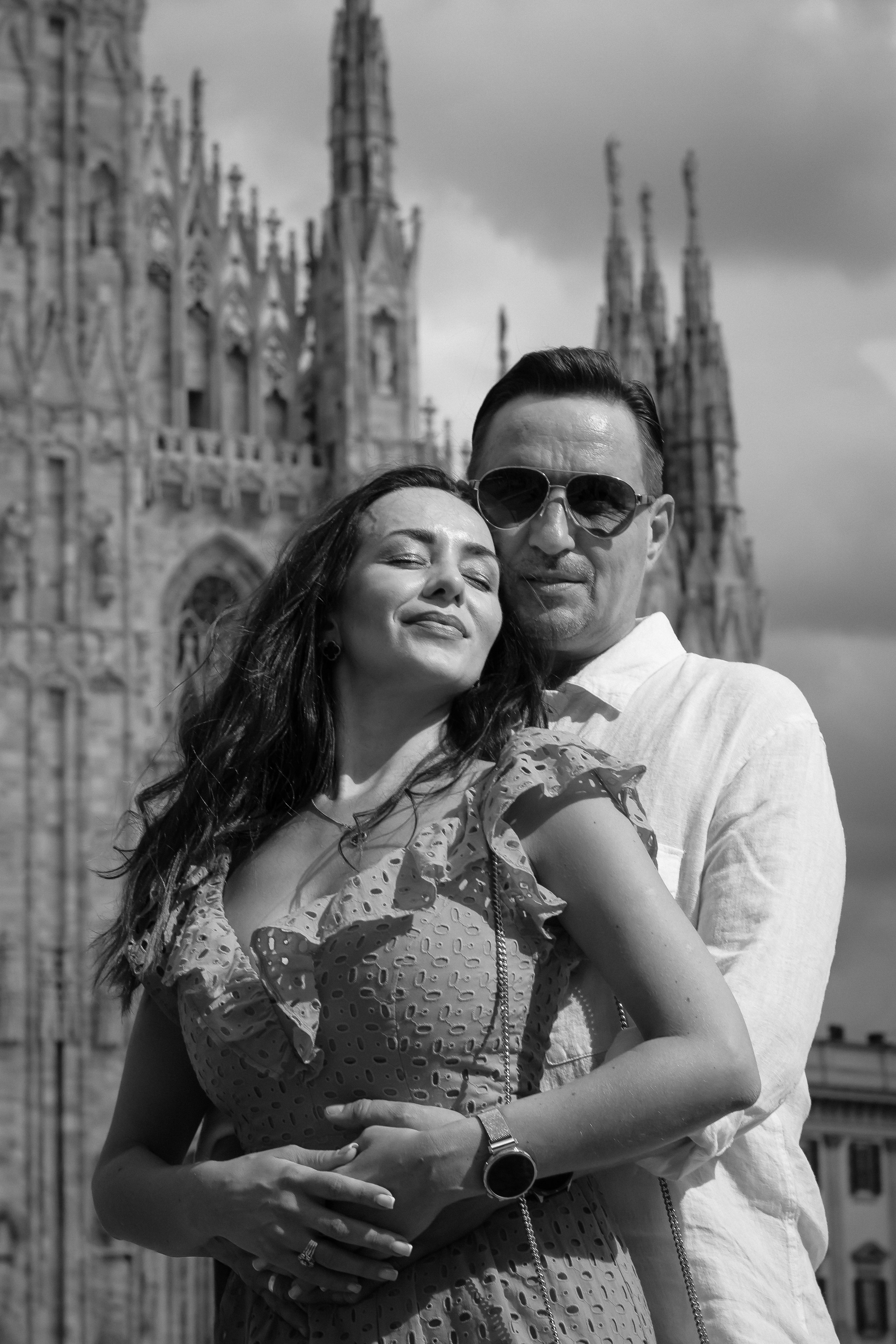 Love Story. Fotografa a Legnano e Novara — famiglie, coppie, ritratti, Love Story, passeggiate fotografiche e servizi a Milano per turisti